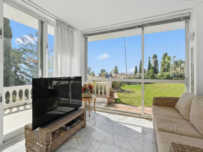 Exclusive 5-Bedroom Villa for Sale – La Capellania