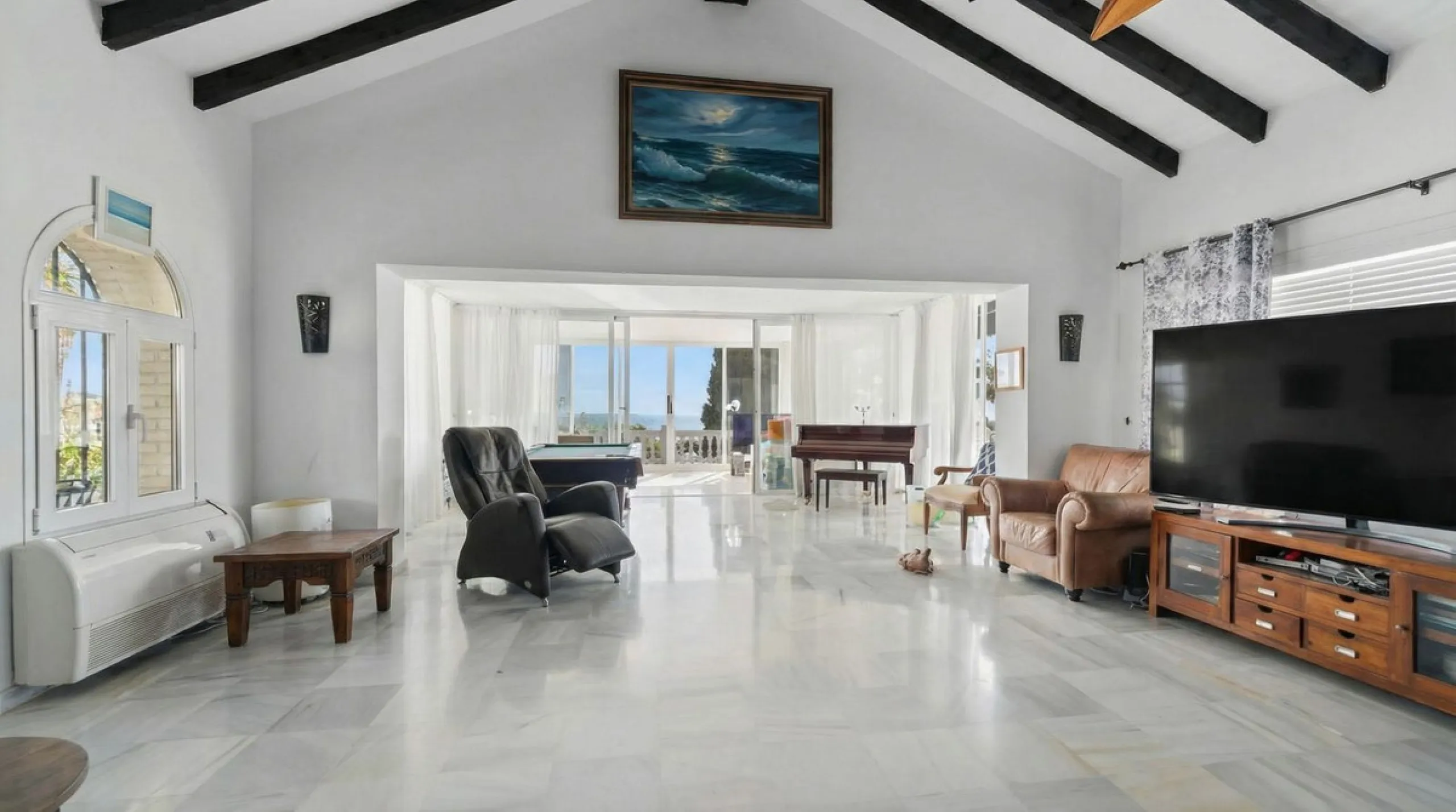 Exclusive 5-Bedroom Villa for Sale – La Capellania