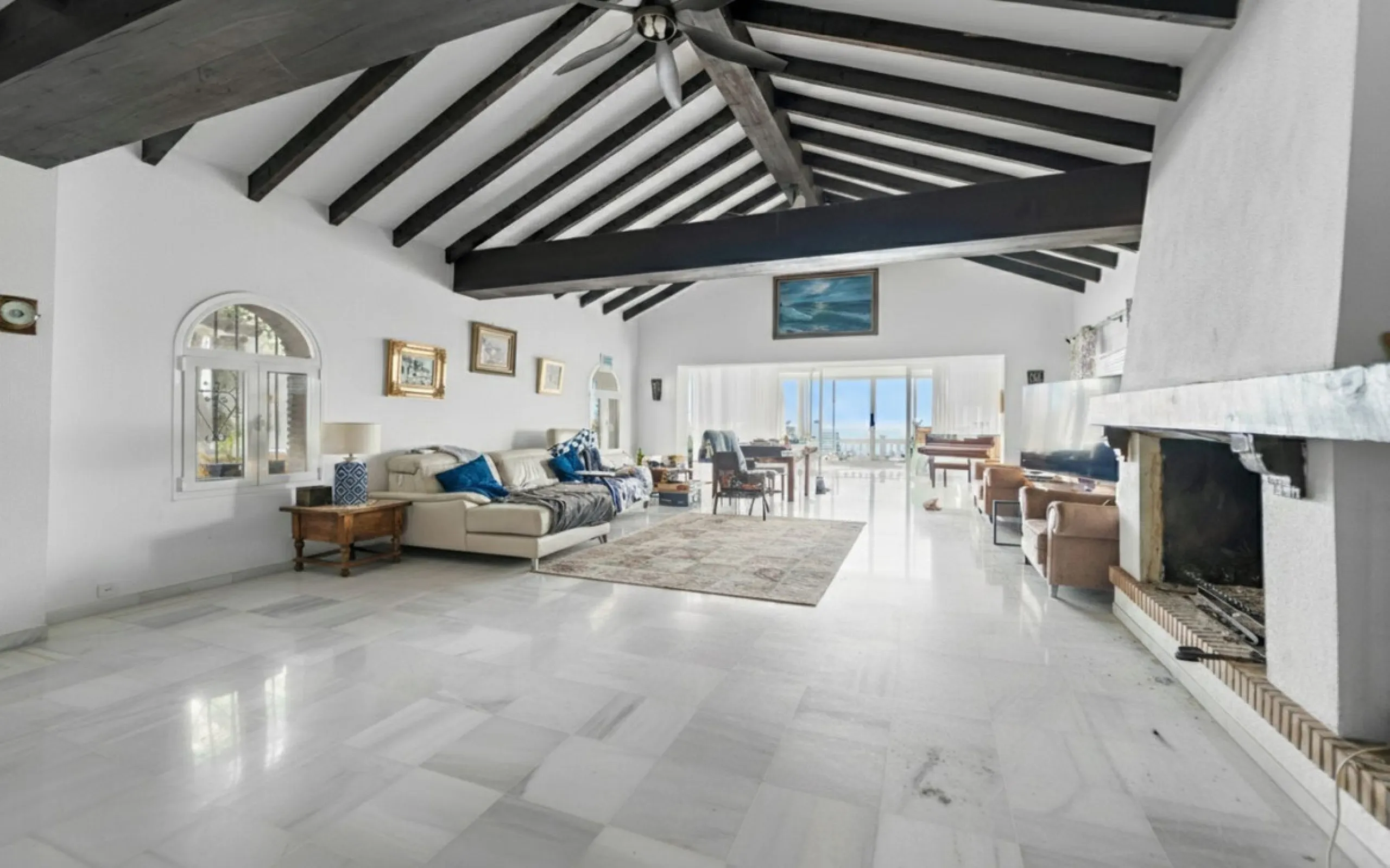 Exclusive 5-Bedroom Villa for Sale – La Capellania