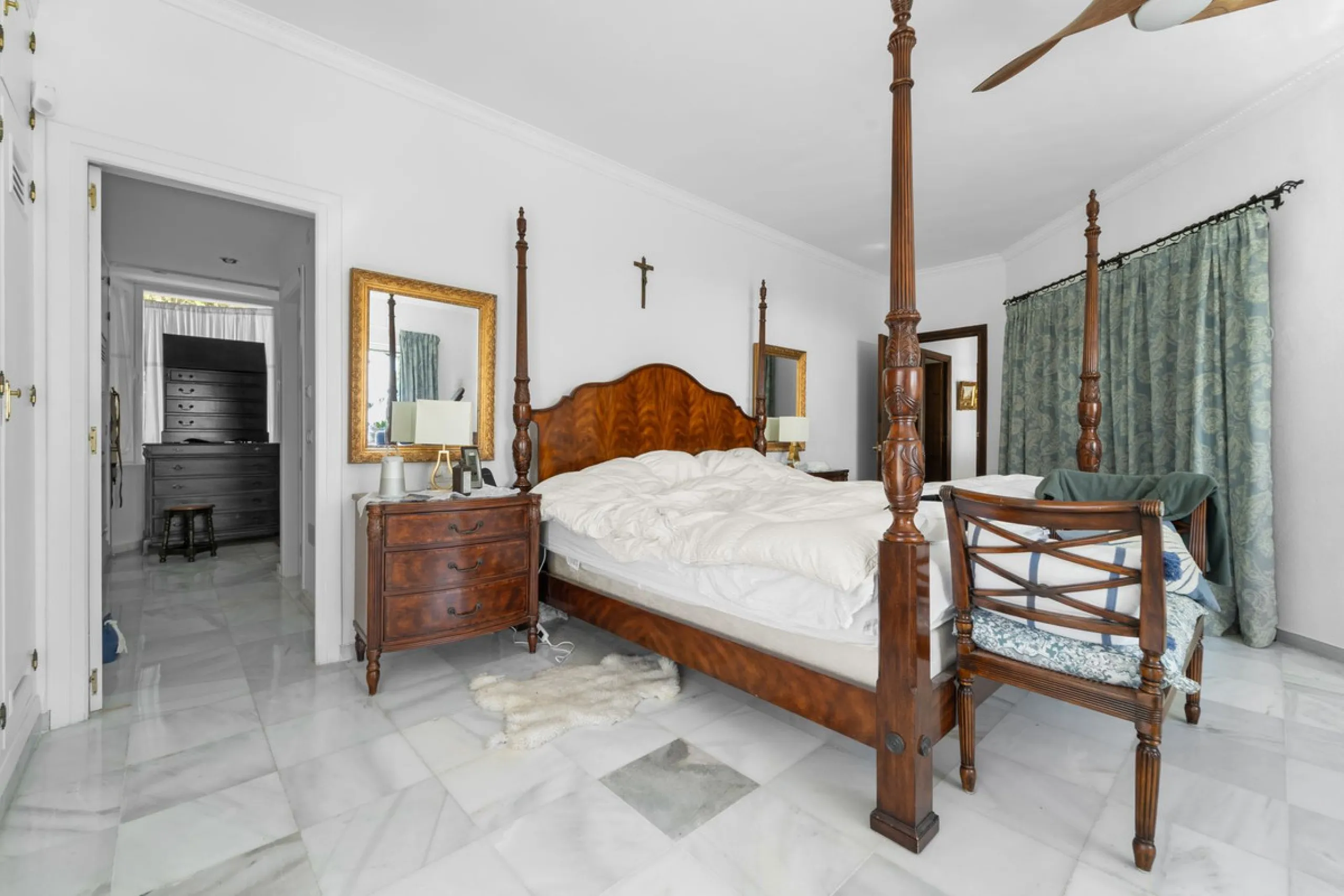 Exclusive 5-Bedroom Villa for Sale – La Capellania