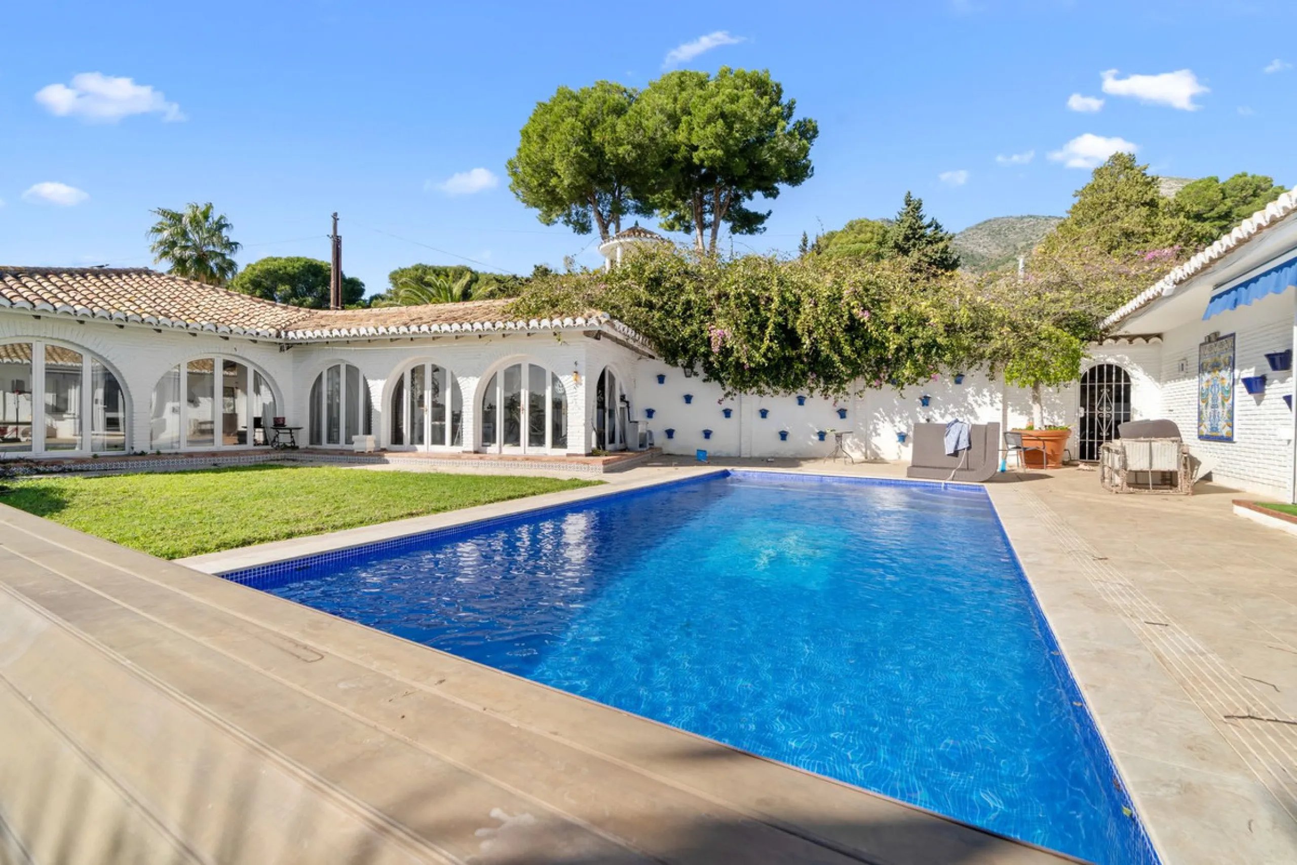 Exclusive 5-Bedroom Villa for Sale – La Capellania