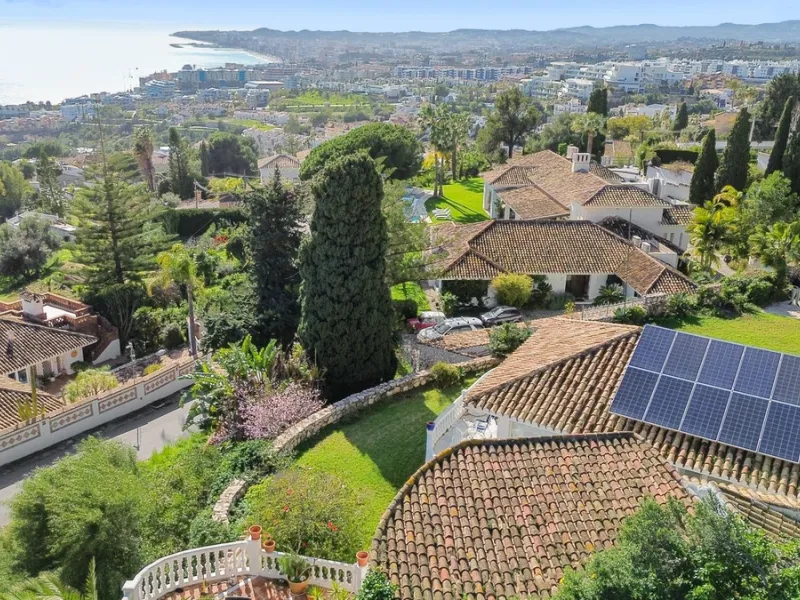 Exclusive 5-Bedroom Villa for Sale – La Capellania