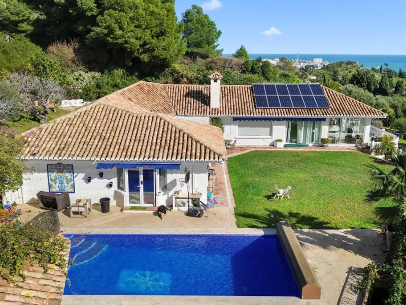 Exclusive 5-Bedroom Villa for Sale – La Capellania