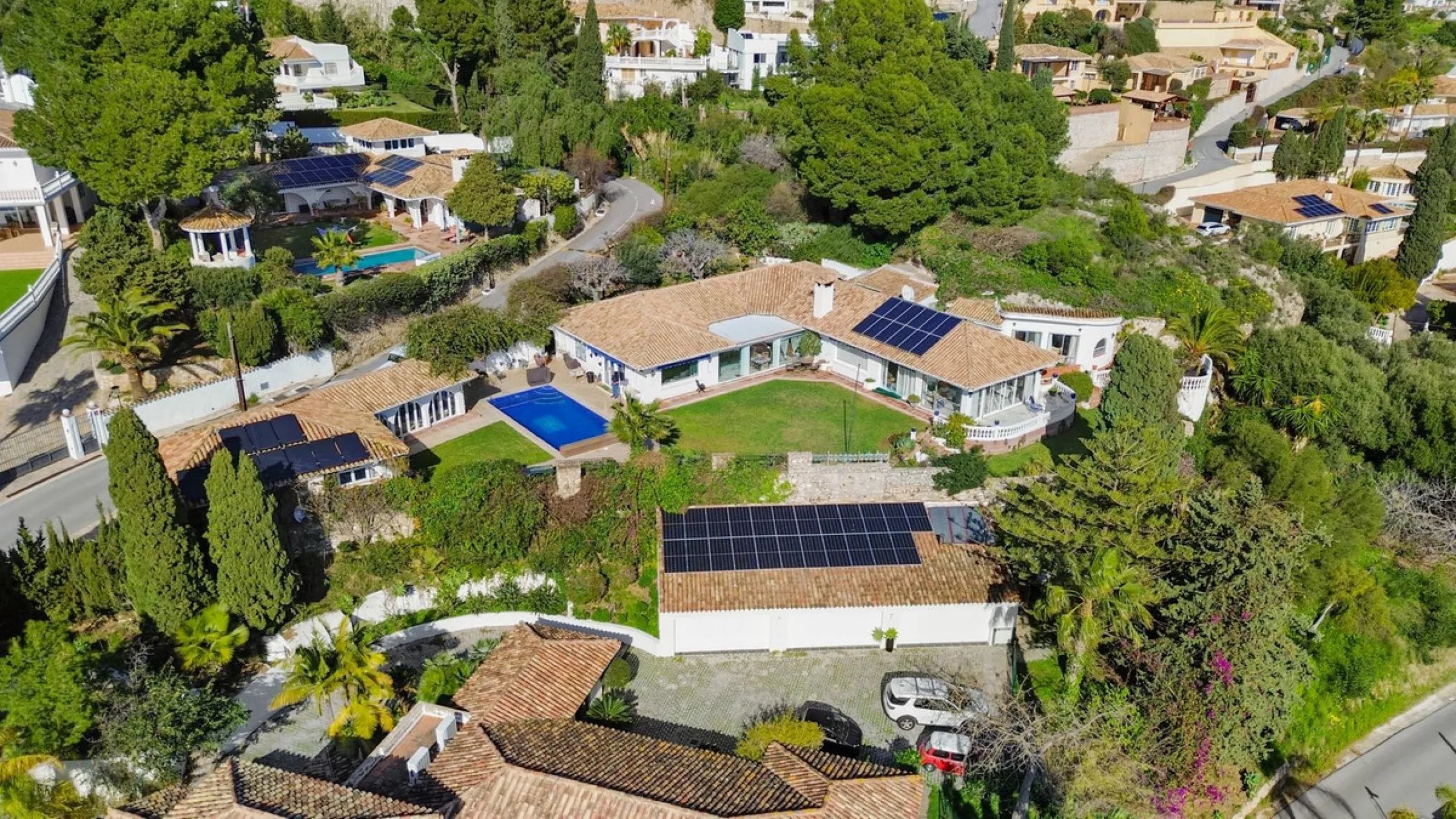 Exclusive 5-Bedroom Villa for Sale – La Capellania