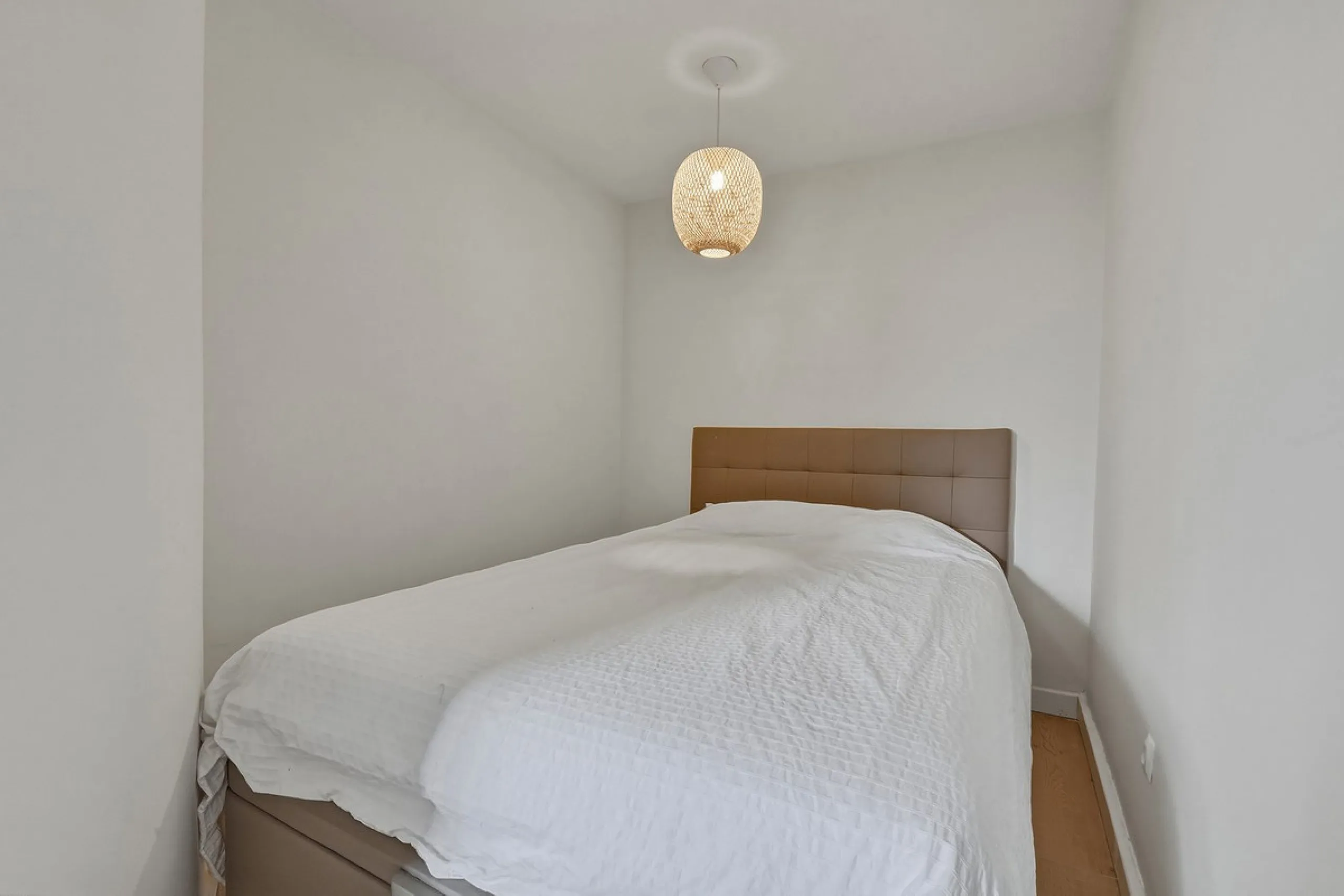 Excellent Investment Opportunity: Semi-Detached House with Tourist License