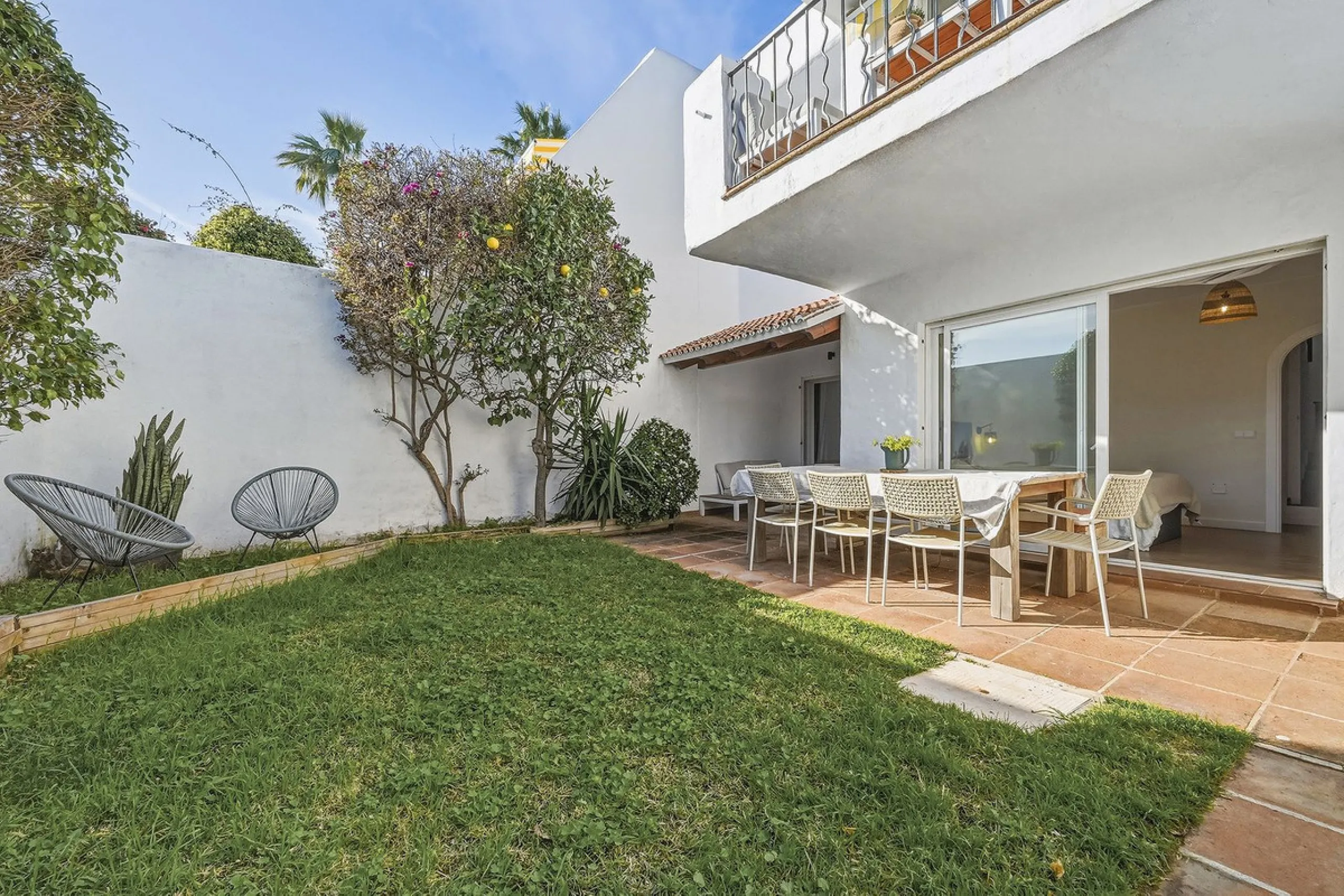 Excellent Investment Opportunity: Semi-Detached House with Tourist License