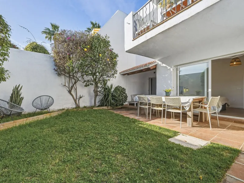 Excellent Investment Opportunity: Semi-Detached House with Tourist License
