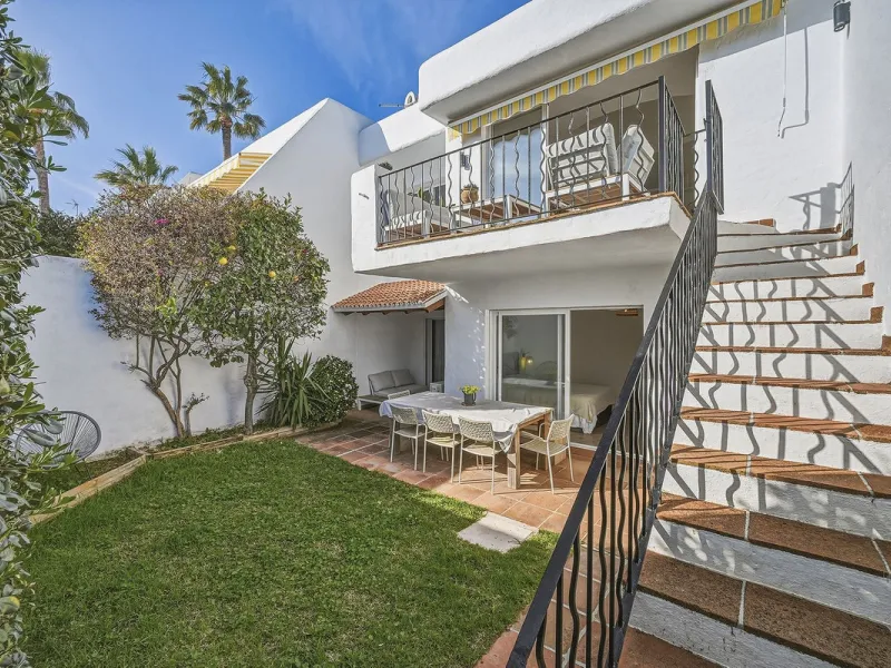 Excellent Investment Opportunity: Semi-Detached House with Tourist License