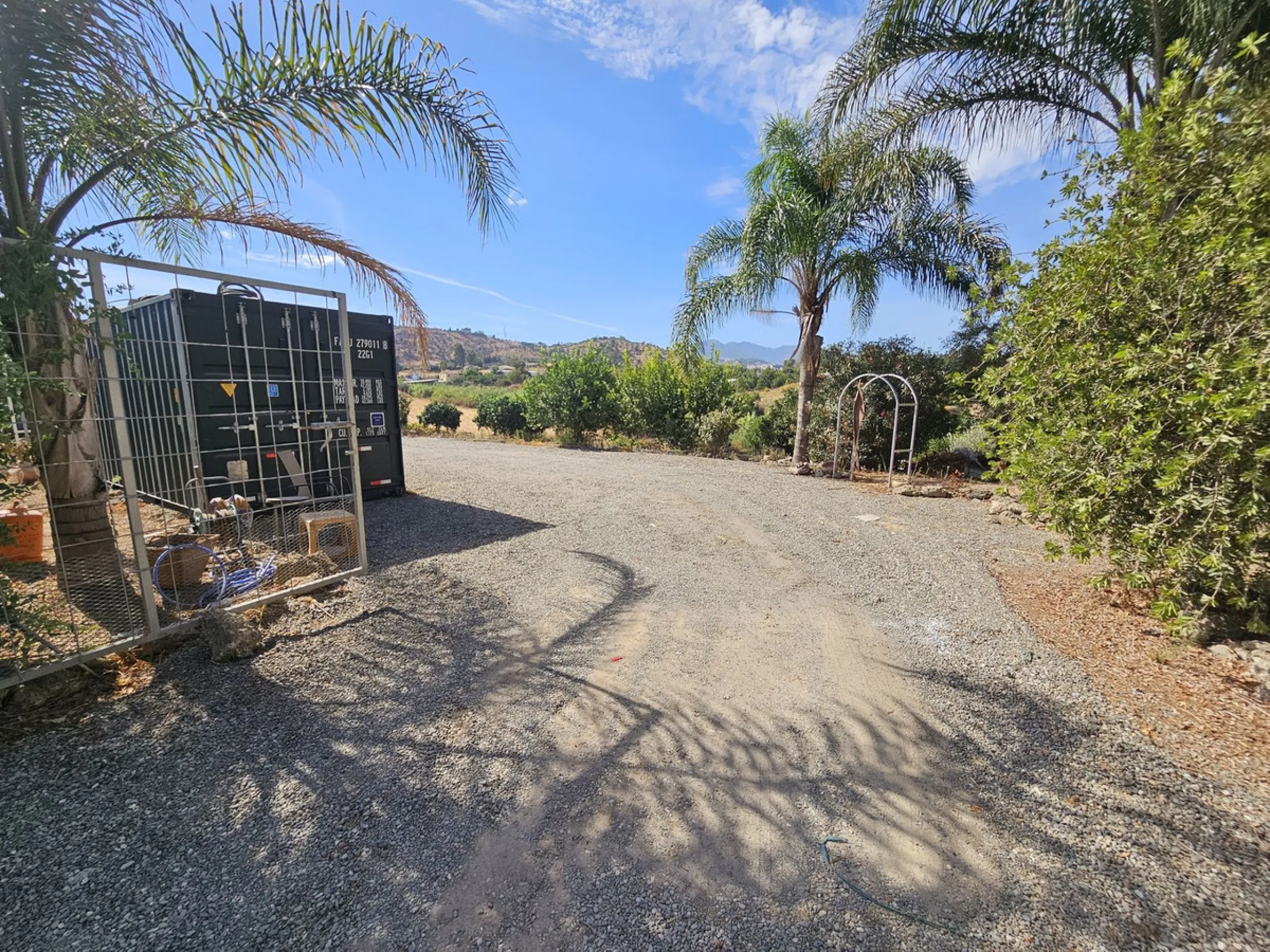 House - Finca - Cortijo в продаже в Coín, Málaga. В доме 1 спален и 1 ванных комнат. Площадь дома 40 м². Площадь участка 4221 м²