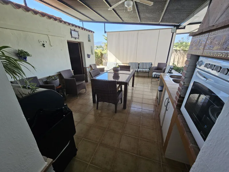 House - Finca - Cortijo в продаже в Coín, Málaga. В доме 1 спален и 1 ванных комнат. Площадь дома 40 м². Площадь участка 4221 м²