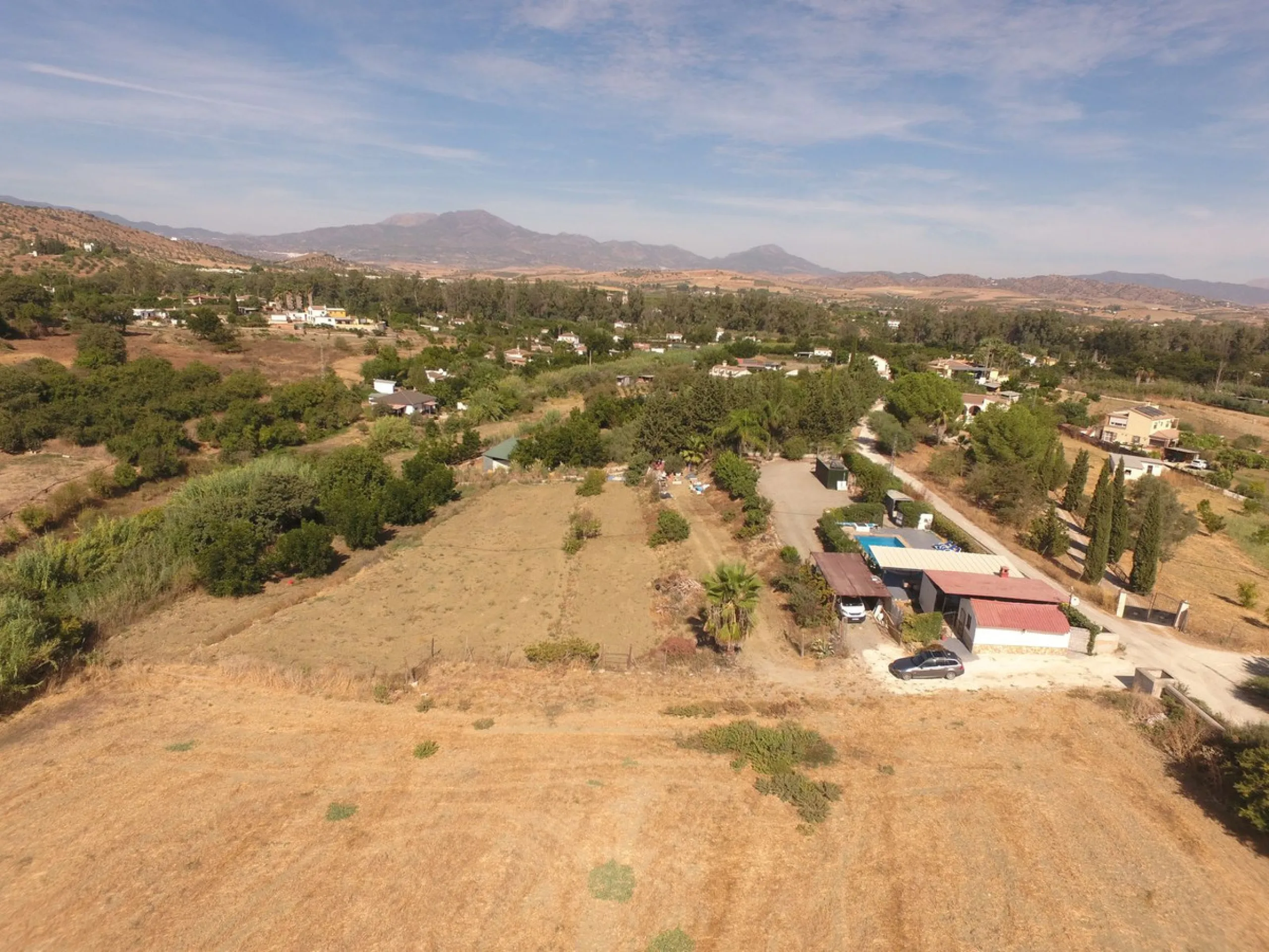 House - Finca - Cortijo в продаже в Coín, Málaga. В доме 1 спален и 1 ванных комнат. Площадь дома 40 м². Площадь участка 4221 м²
