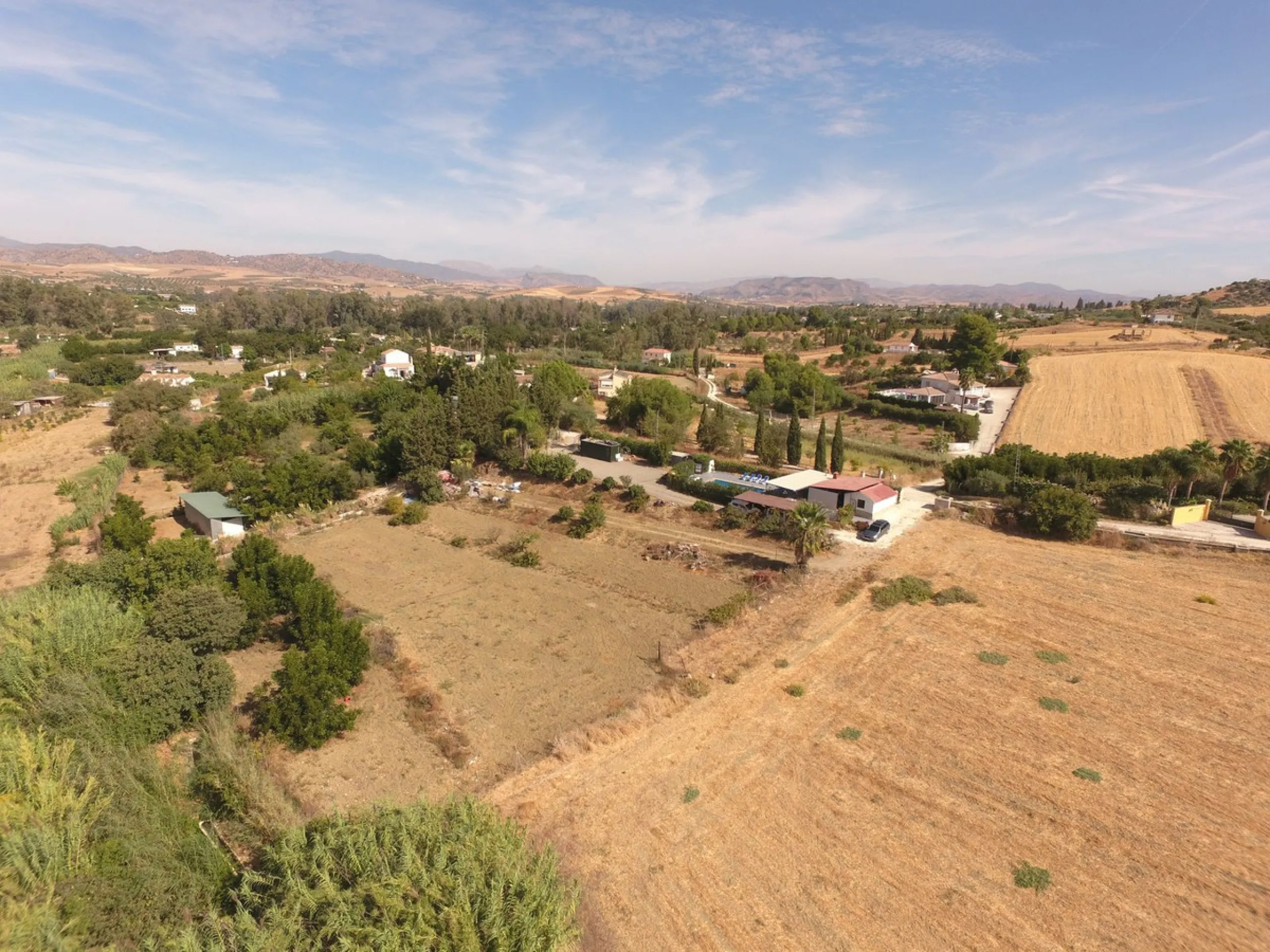 House - Finca - Cortijo в продаже в Coín, Málaga. В доме 1 спален и 1 ванных комнат. Площадь дома 40 м². Площадь участка 4221 м²