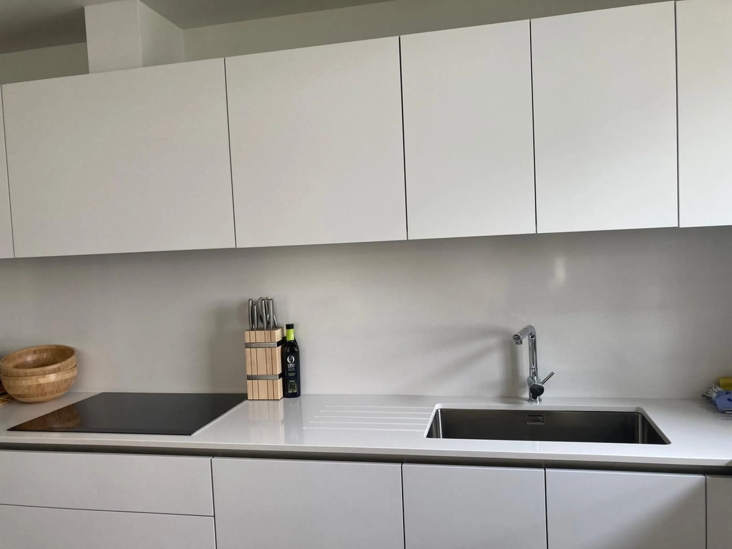 Apartment - Ground Floor Apartment в продаже в Marbella, Málaga. В доме 3 спален и 2 ванных комнат. Площадь дома 130 м². Площадь участка 54 м²