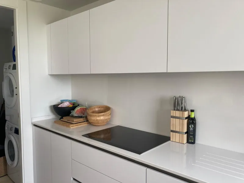 Apartment - Ground Floor Apartment в продаже в Marbella, Málaga. В доме 3 спален и 2 ванных комнат. Площадь дома 130 м². Площадь участка 54 м²
