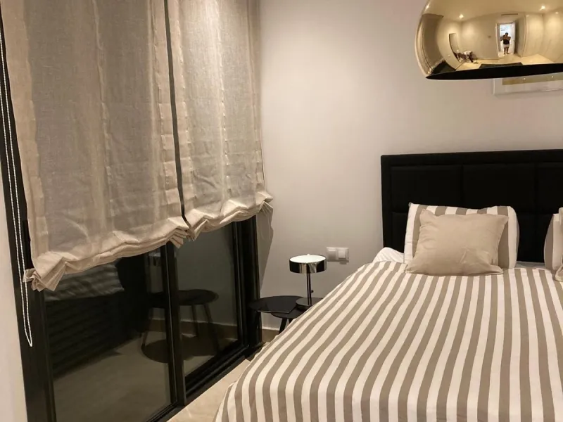 Apartment - Ground Floor Apartment в продаже в Marbella, Málaga. В доме 3 спален и 2 ванных комнат. Площадь дома 130 м². Площадь участка 54 м²