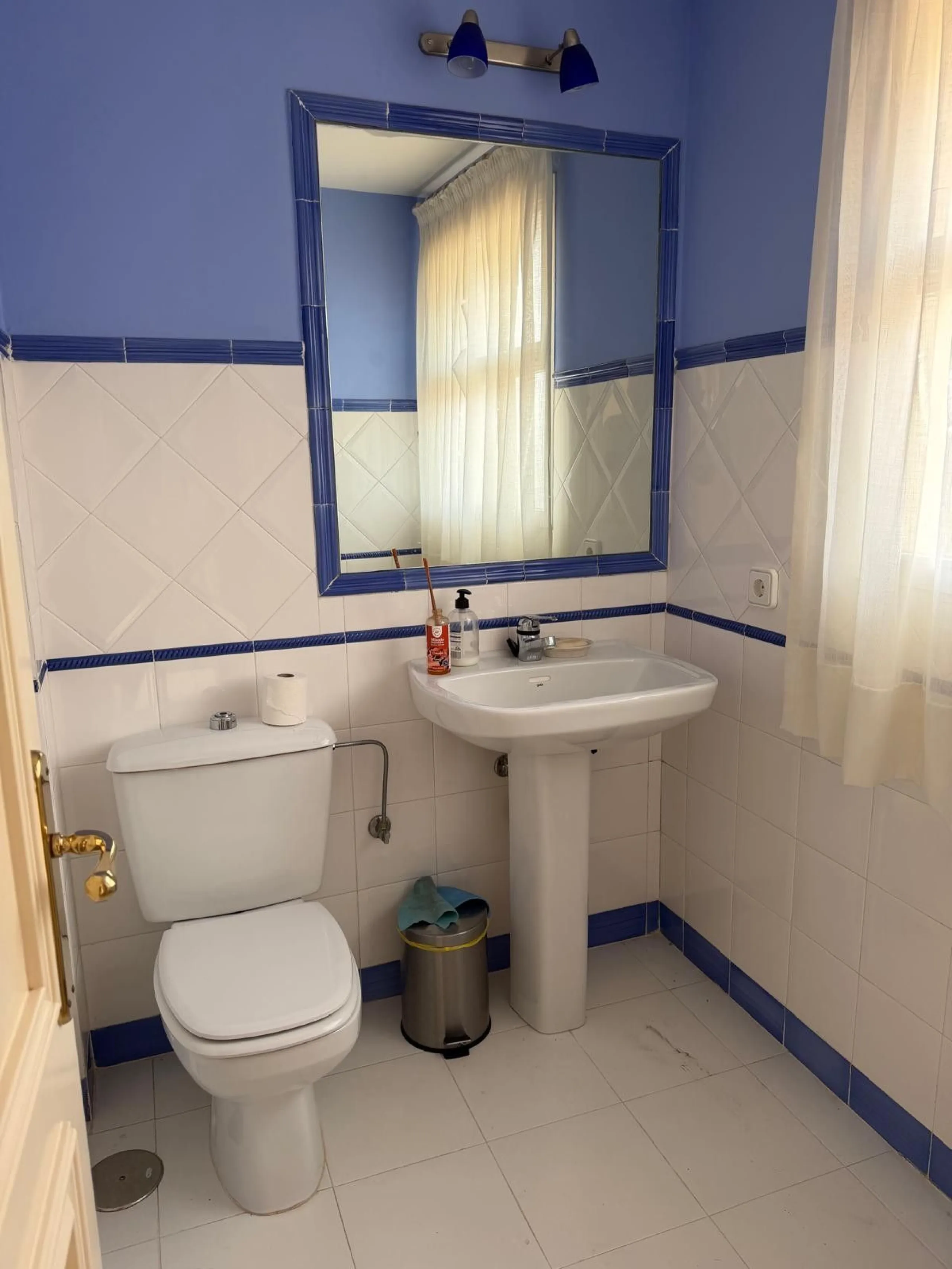EXCLUSIVE LISTING