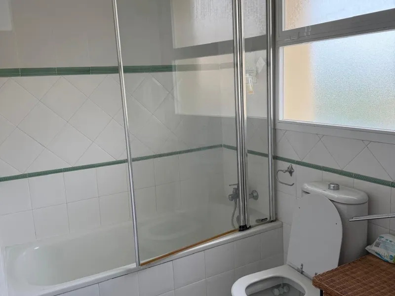 EXCLUSIVE LISTING
