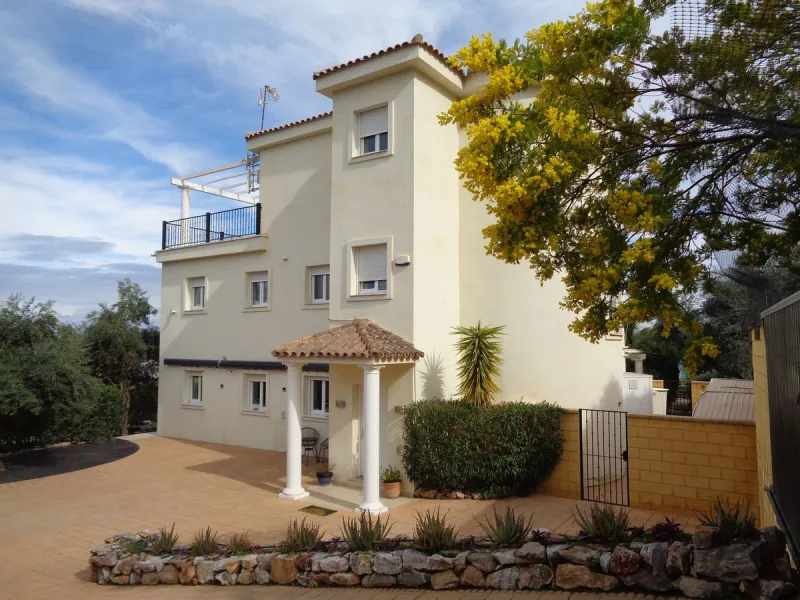 Property setting