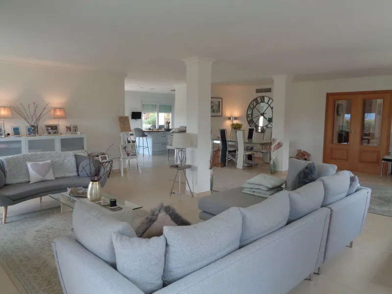 Property setting