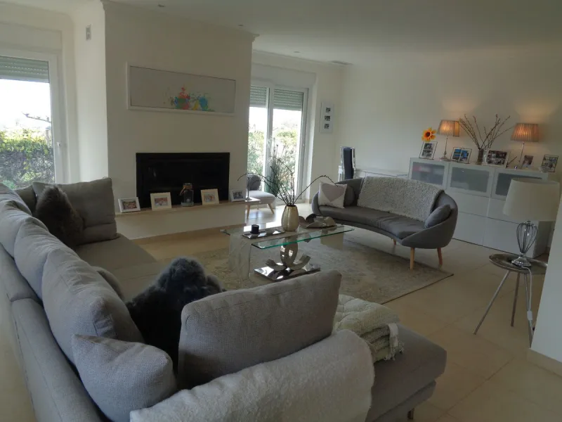 Property setting