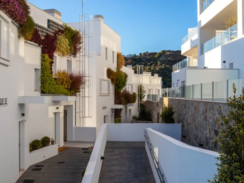 Apartment - Penthouse в продаже в Marbella, Málaga. В доме 4 спален и 3 ванных комнат. Площадь дома 175 м²