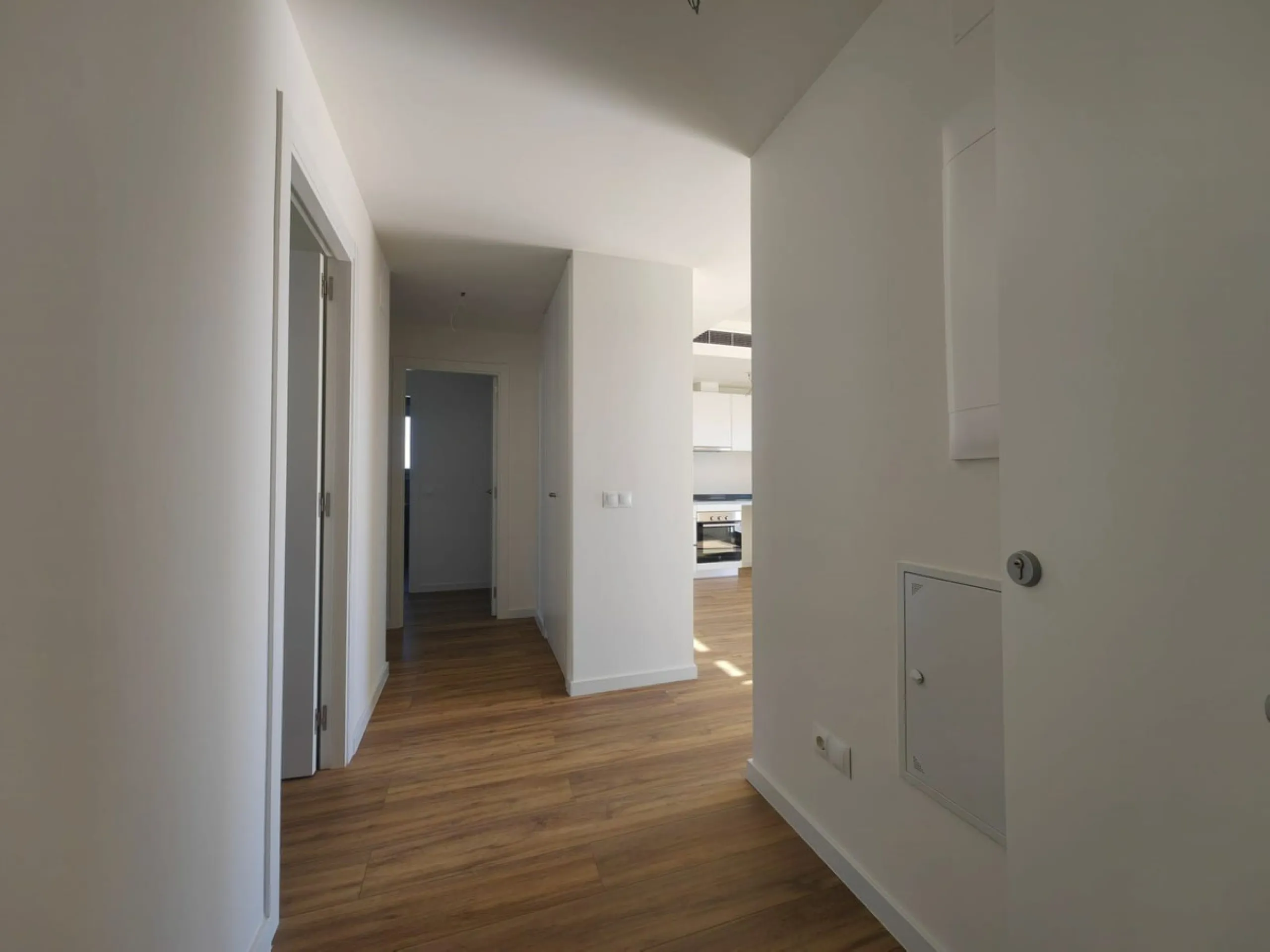 Brand New South-Facing Penthouse with Panoramic Sea & Mountain Views – Habitat Valle Romano