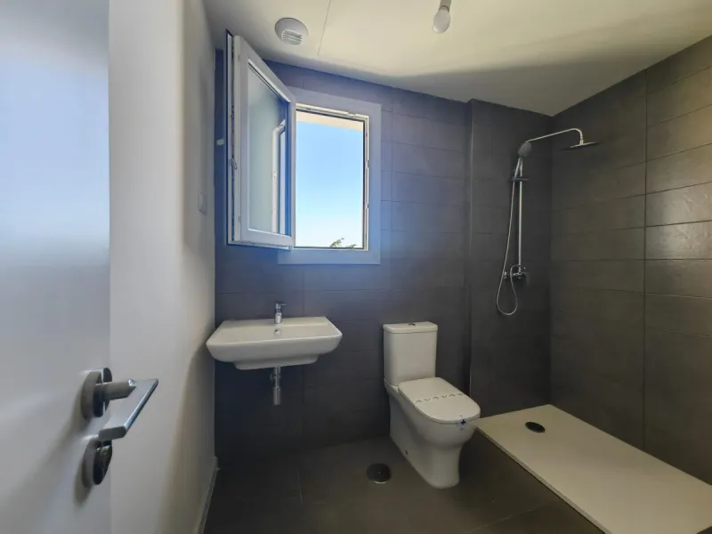 Brand New South-Facing Penthouse with Panoramic Sea & Mountain Views – Habitat Valle Romano
