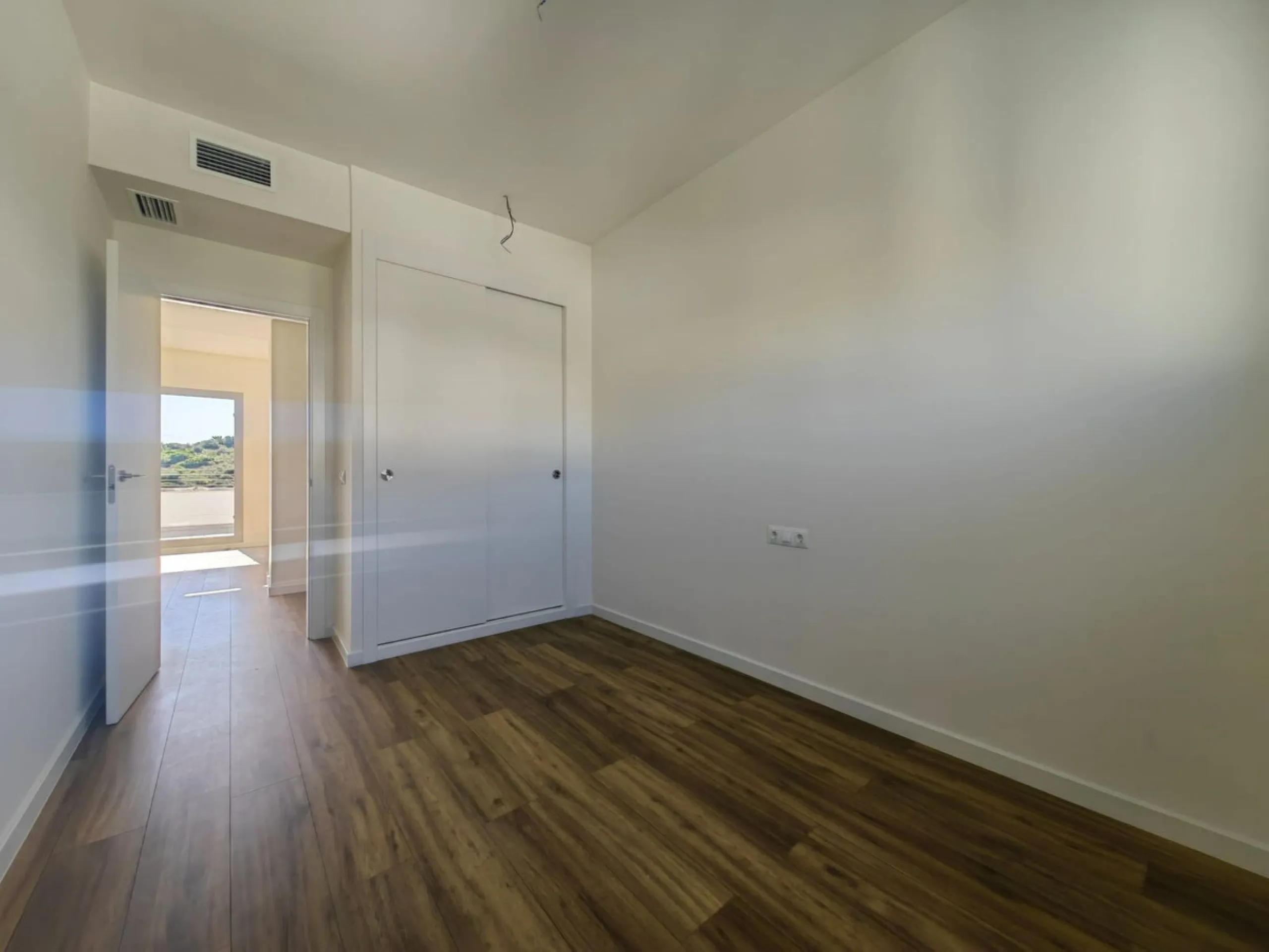 Brand New South-Facing Penthouse with Panoramic Sea & Mountain Views – Habitat Valle Romano