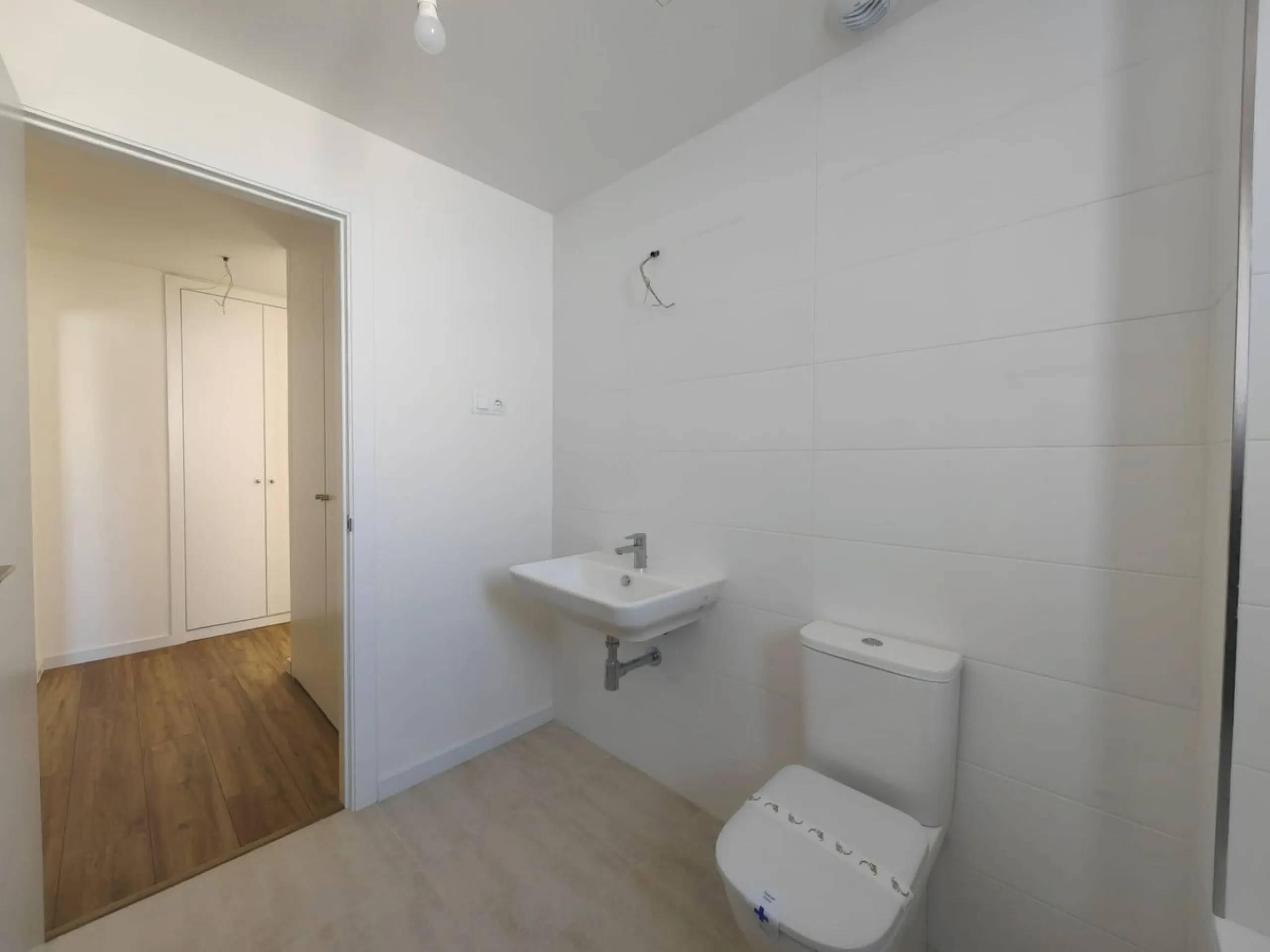 Brand New South-Facing Penthouse with Panoramic Sea & Mountain Views – Habitat Valle Romano