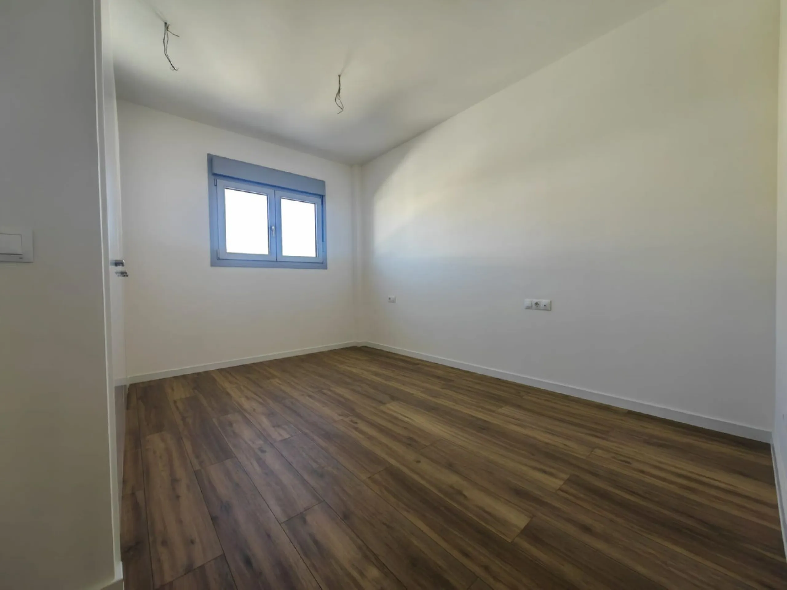 Brand New South-Facing Penthouse with Panoramic Sea & Mountain Views – Habitat Valle Romano