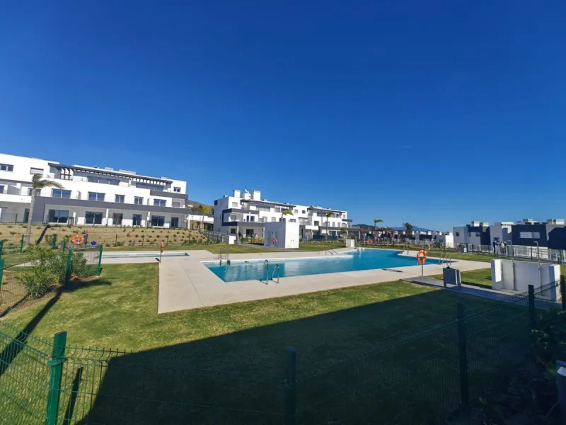 Brand New South-Facing Penthouse with Panoramic Sea & Mountain Views – Habitat Valle Romano