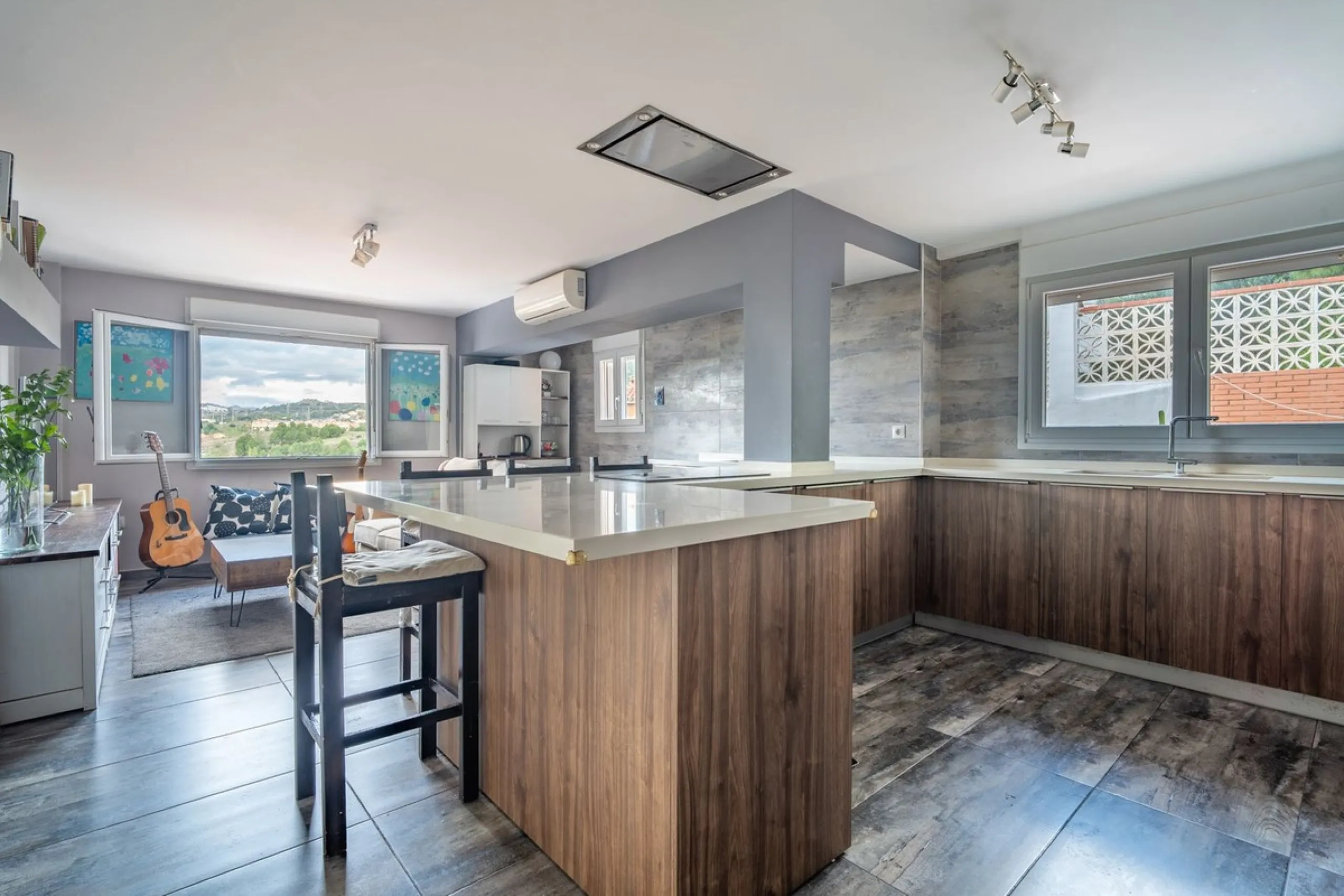 House - Detached Villa в продаже в Málaga, Málaga. В доме 7 спален и 5 ванных комнат. Площадь дома 371 м²
