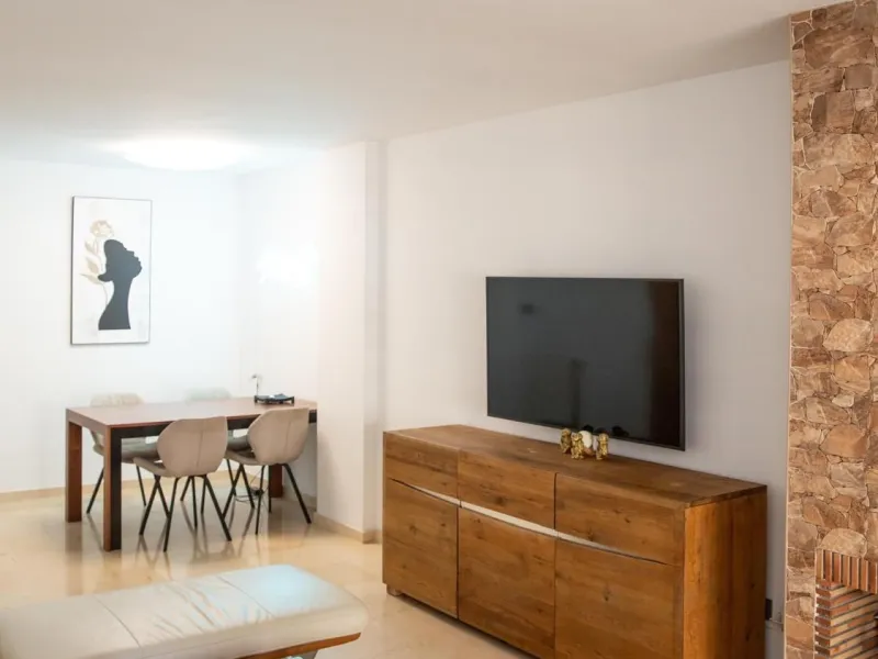 Apartment for sale in Guadalmina Alta, San Pedro Alcántara. Perfect location on the outskirts of town, ideally close to all kinds of amenities while still offering peace and quiet.