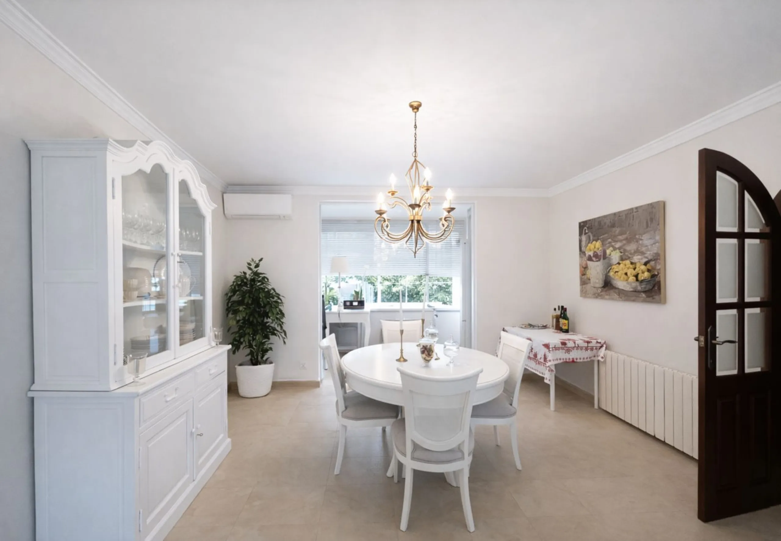 Luxury Townhouse in Urb Tiro Pichón with Private Pool a Few Steps from the Center and the Beach
