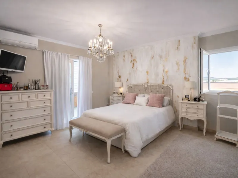 Luxury Townhouse in Urb Tiro Pichón with Private Pool a Few Steps from the Center and the Beach