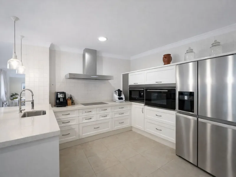 Luxury Townhouse in Urb Tiro Pichón with Private Pool a Few Steps from the Center and the Beach