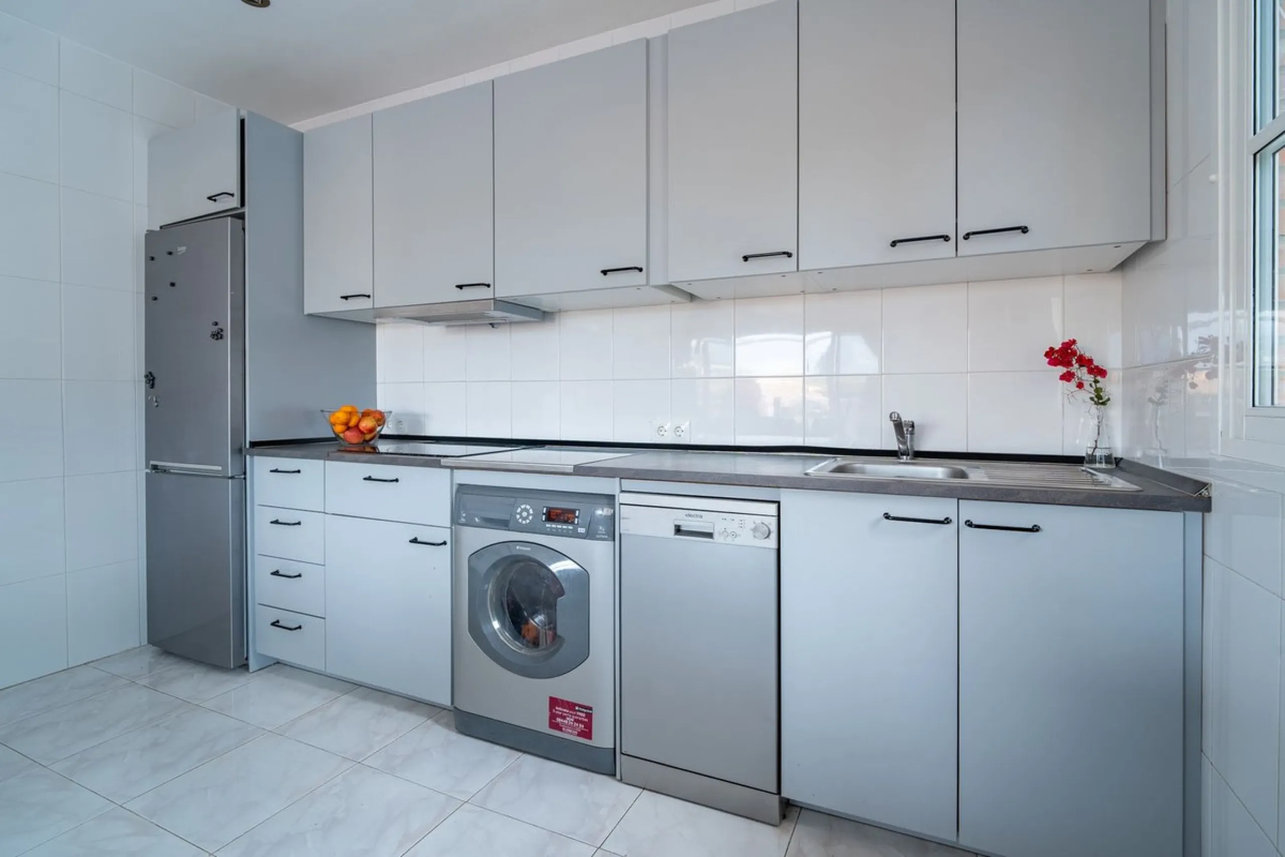 House - Detached Villa в продаже в Málaga, Málaga. В доме 7 спален и 5 ванных комнат. Площадь дома 371 м²