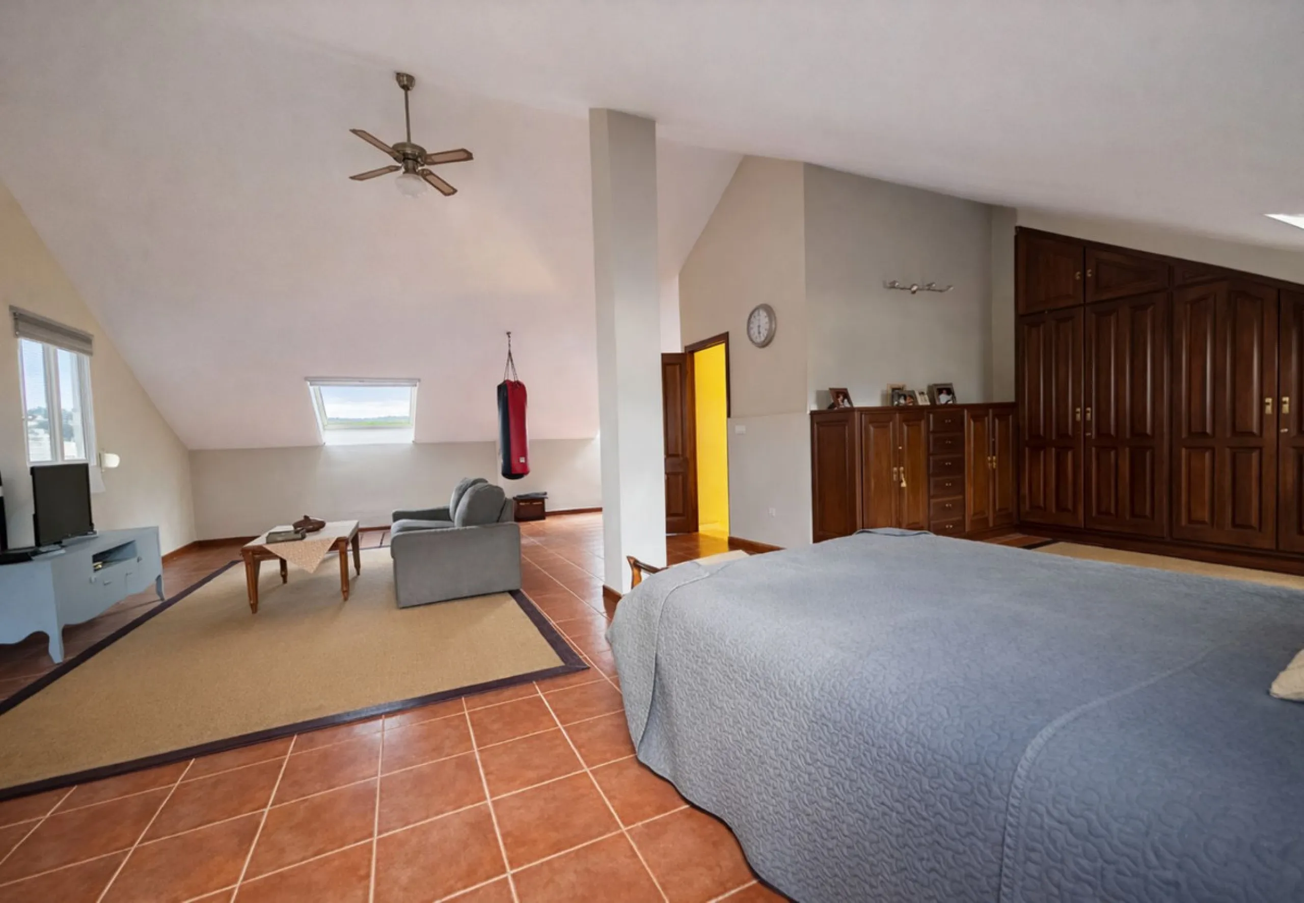 Luxury Townhouse in Urb Tiro Pichón with Private Pool a Few Steps from the Center and the Beach