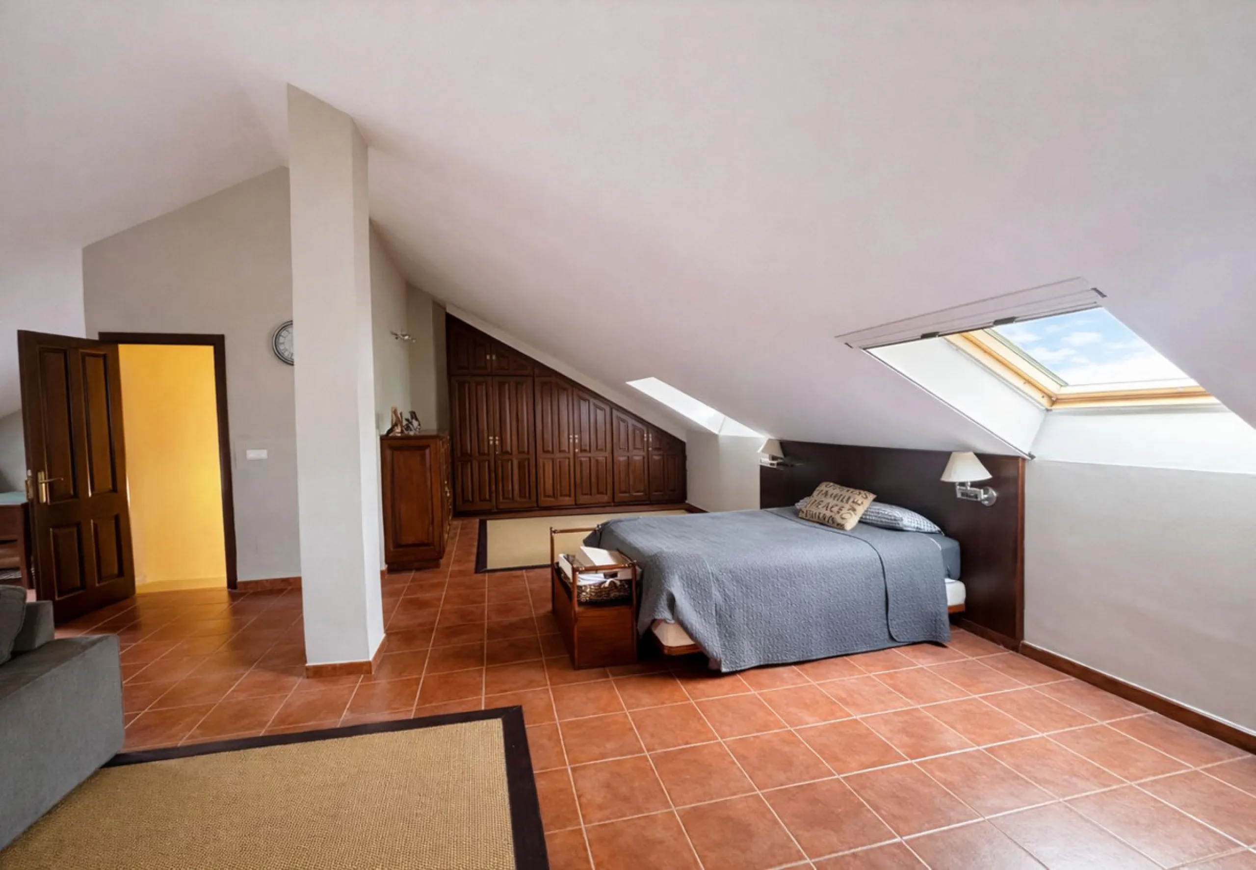 Luxury Townhouse in Urb Tiro Pichón with Private Pool a Few Steps from the Center and the Beach
