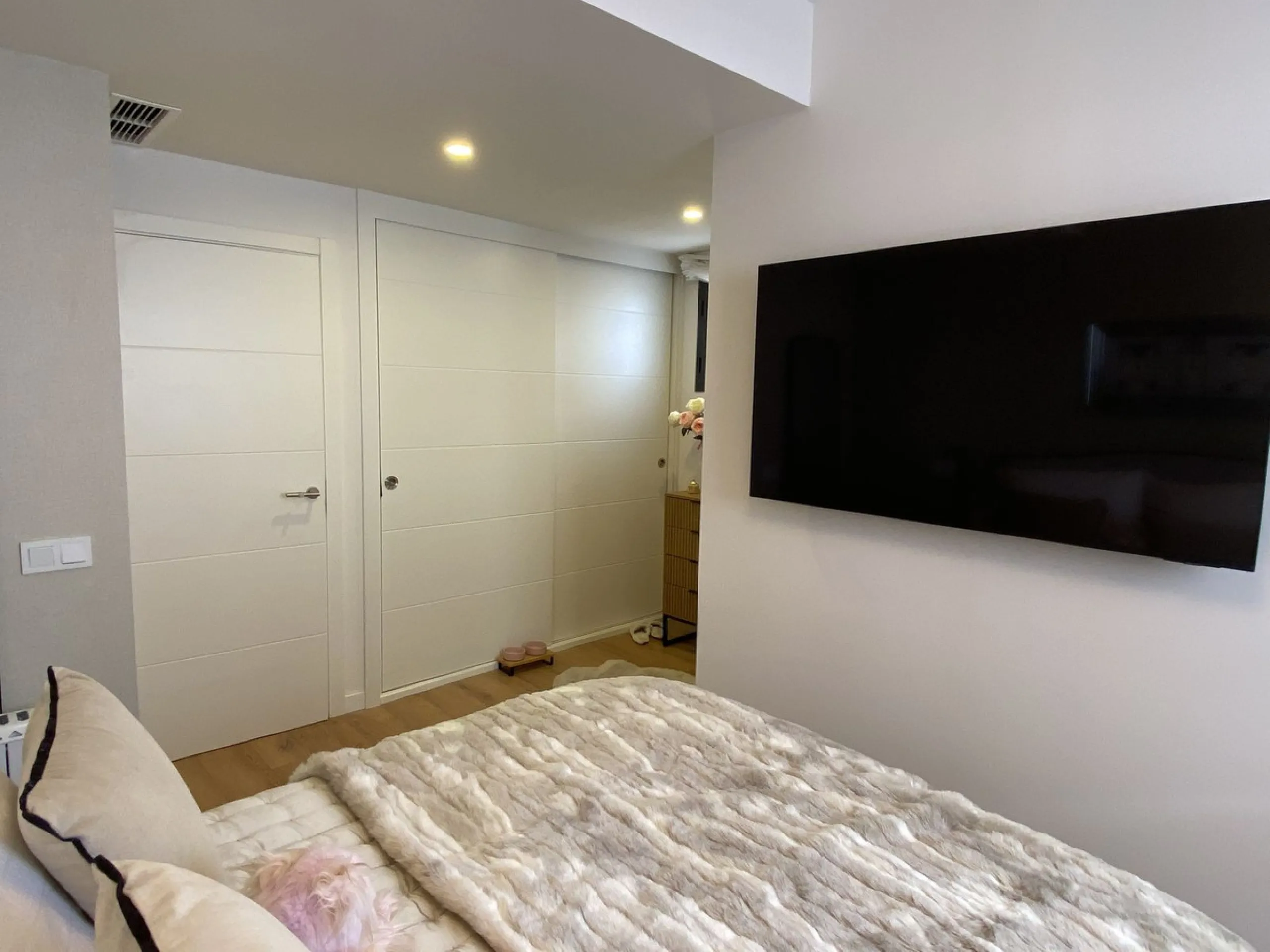 ** Recently built apartment just 50 m from the beach in Estepona town centre – La Rada **