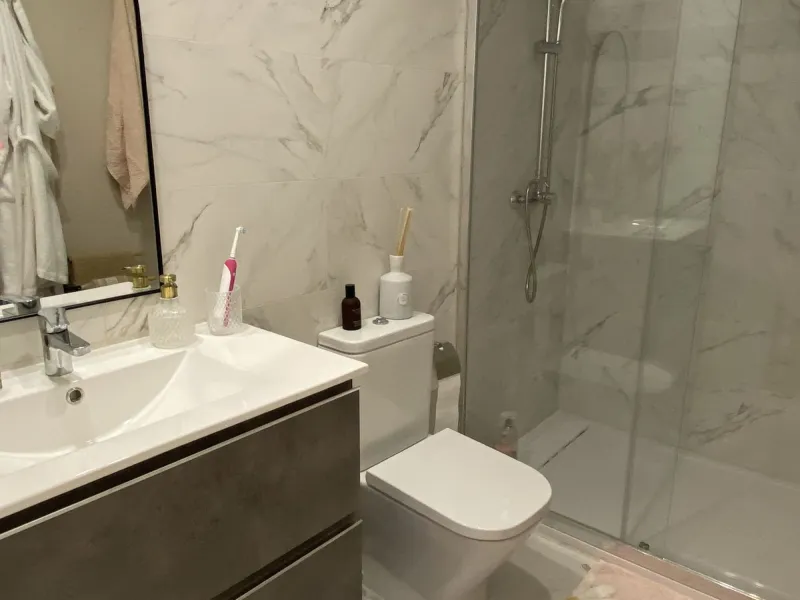 ** Recently built apartment just 50 m from the beach in Estepona town centre – La Rada **