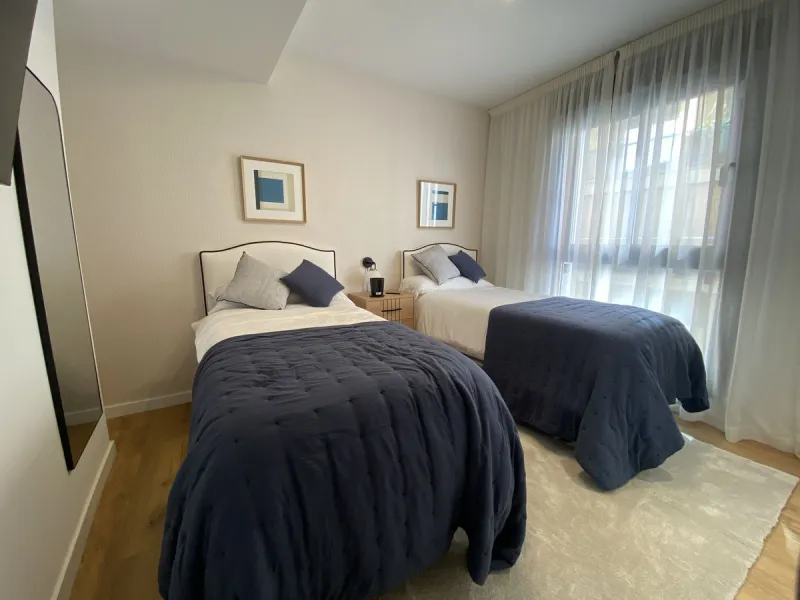 ** Recently built apartment just 50 m from the beach in Estepona town centre – La Rada **