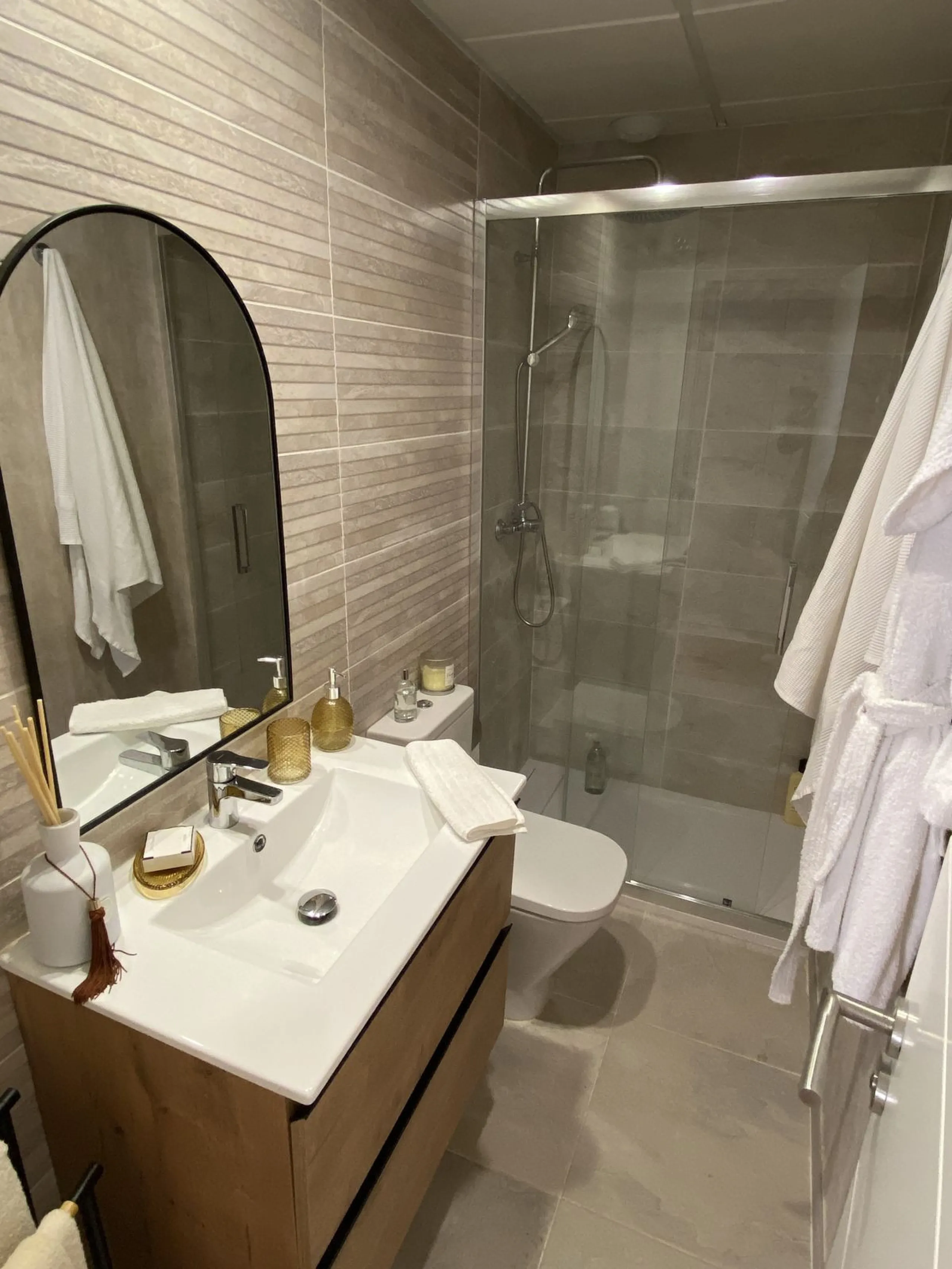 ** Recently built apartment just 50 m from the beach in Estepona town centre – La Rada **