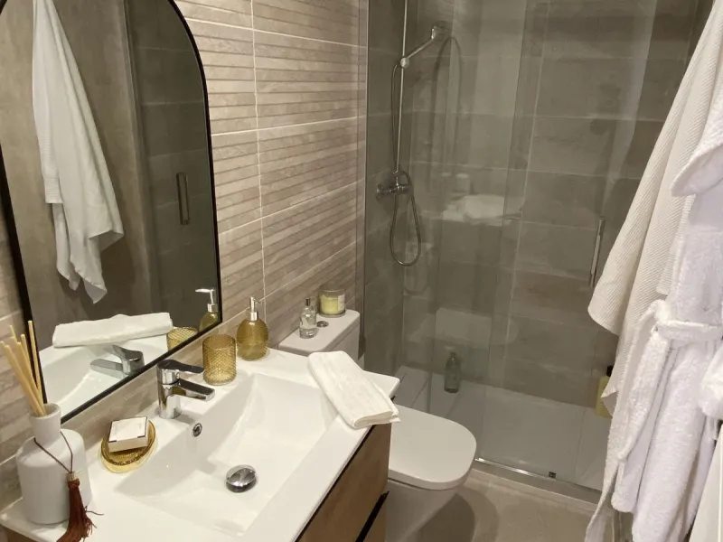 ** Recently built apartment just 50 m from the beach in Estepona town centre – La Rada **