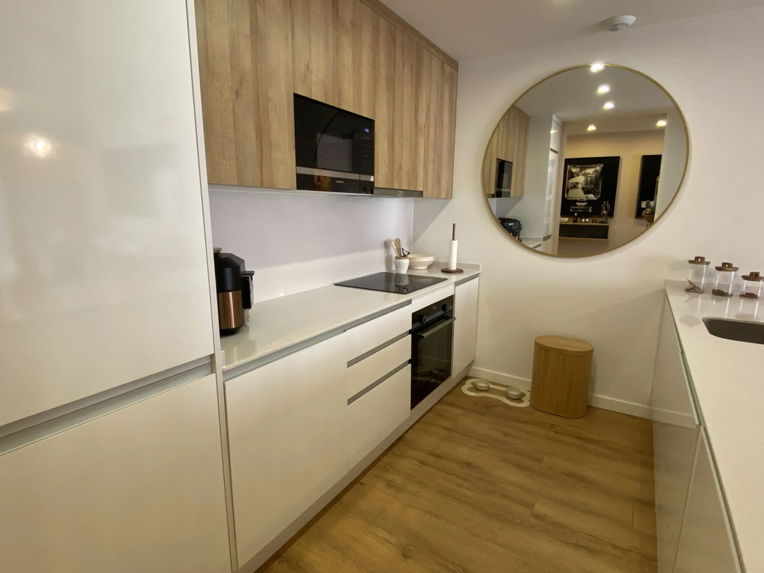 ** Recently built apartment just 50 m from the beach in Estepona town centre – La Rada **