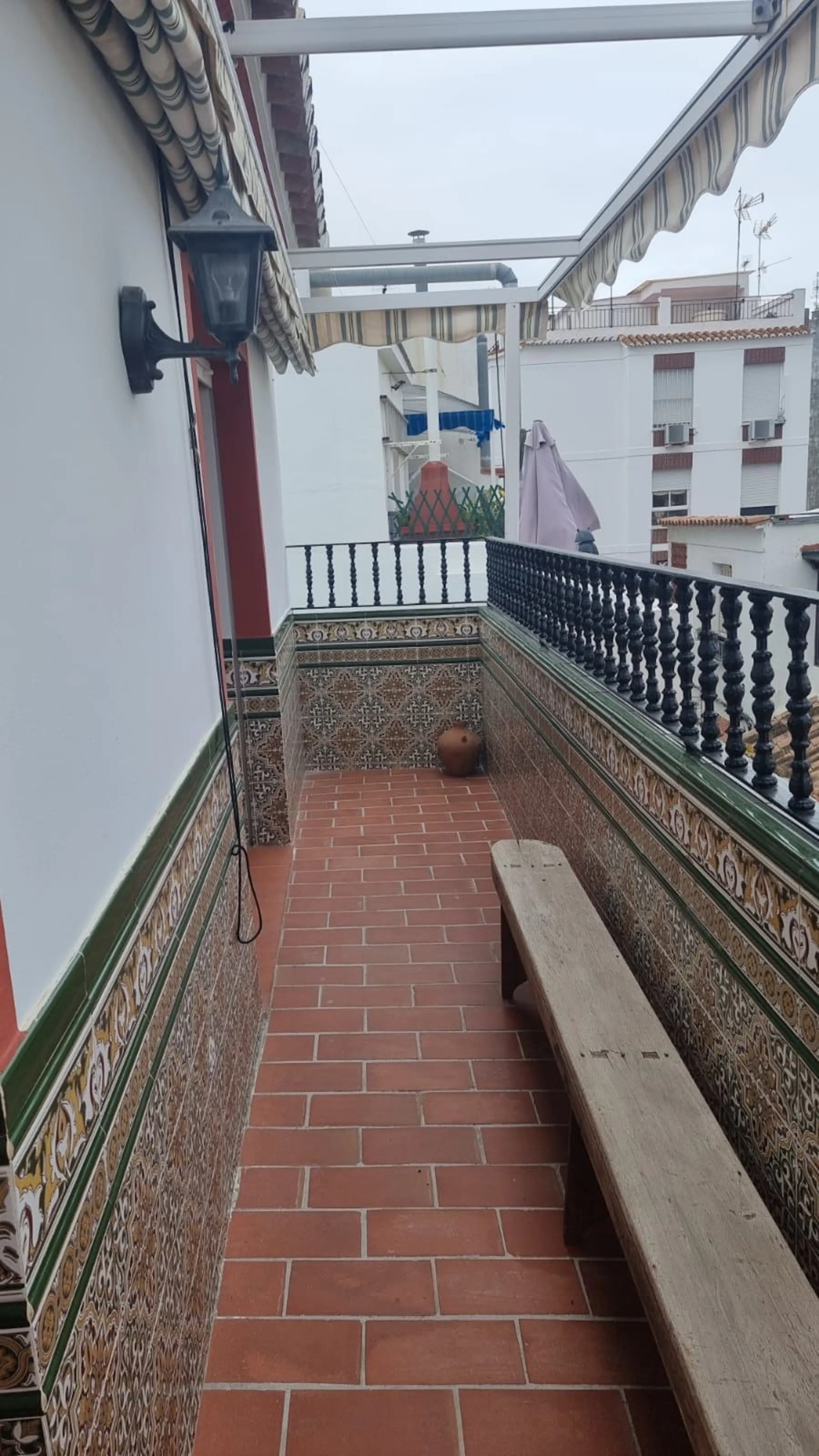ESTEPONA CENTER - NEXT TO THE PROMENADE AND THE SEA.