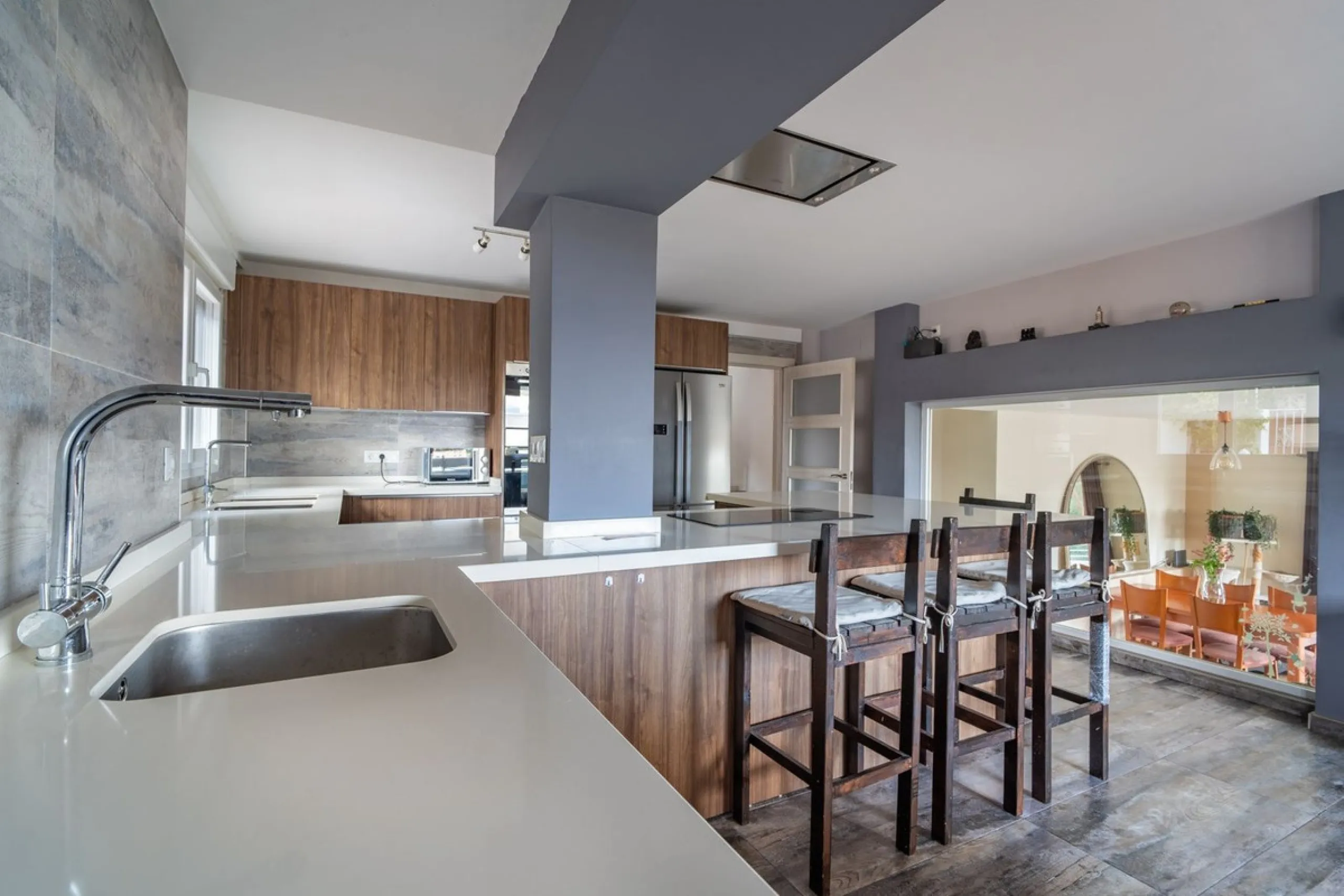 House - Detached Villa в продаже в Málaga, Málaga. В доме 7 спален и 5 ванных комнат. Площадь дома 371 м²