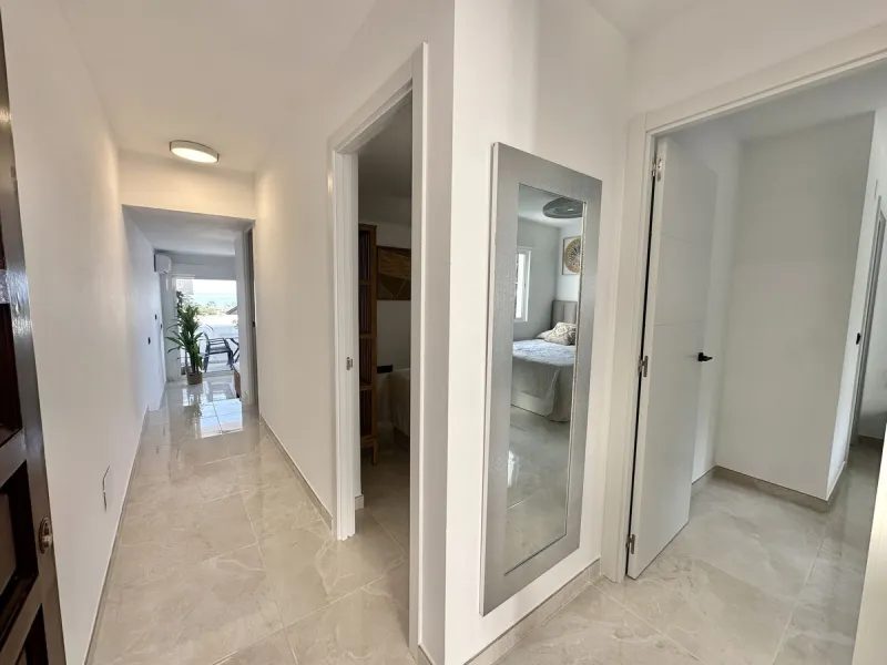Apartment - Middle Floor Apartment в продаже в Mijas, Málaga. В доме 2 спален и 2 ванных комнат. Площадь дома 75 м²