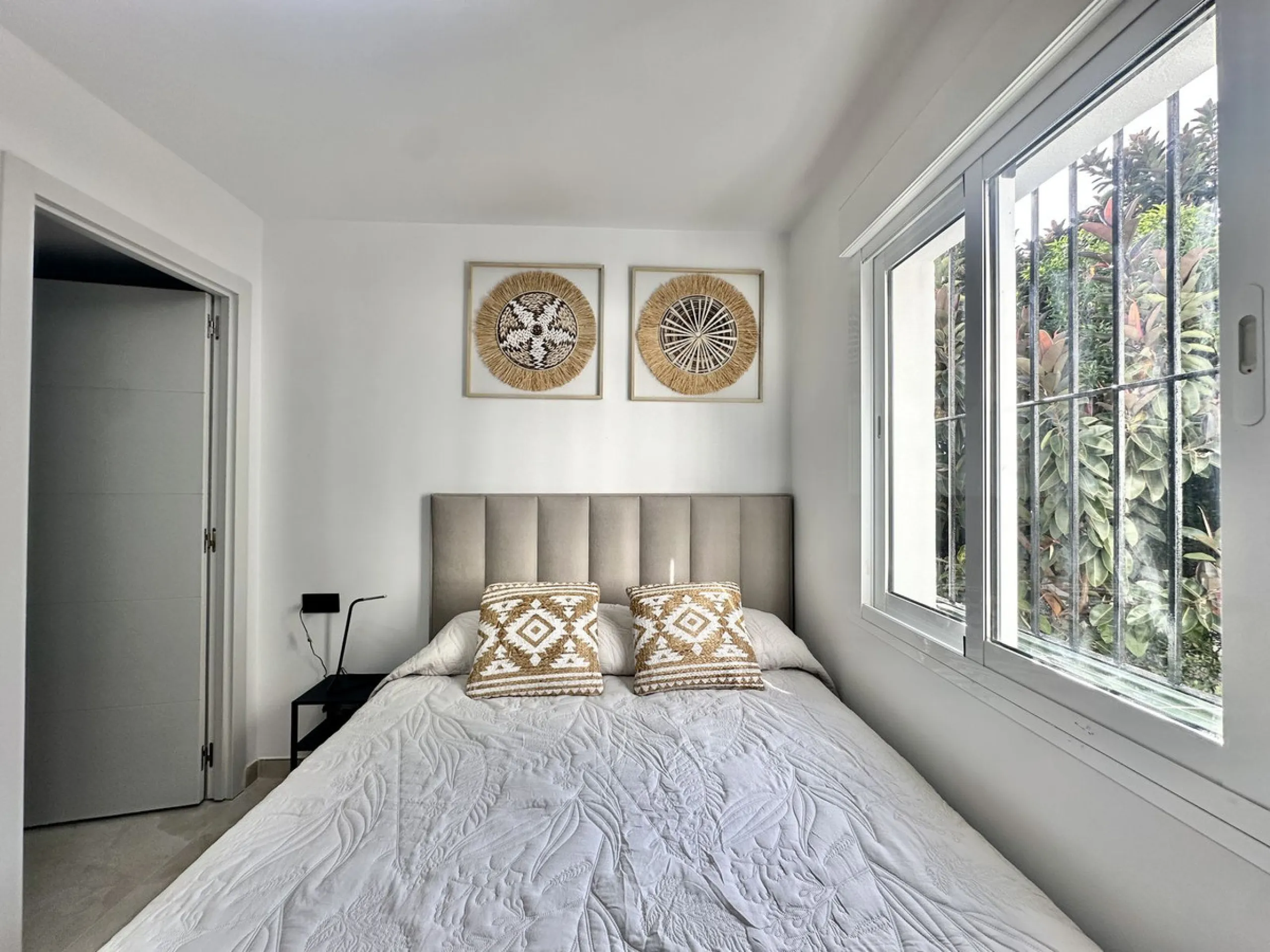 Apartment - Middle Floor Apartment в продаже в Mijas, Málaga. В доме 2 спален и 2 ванных комнат. Площадь дома 75 м²