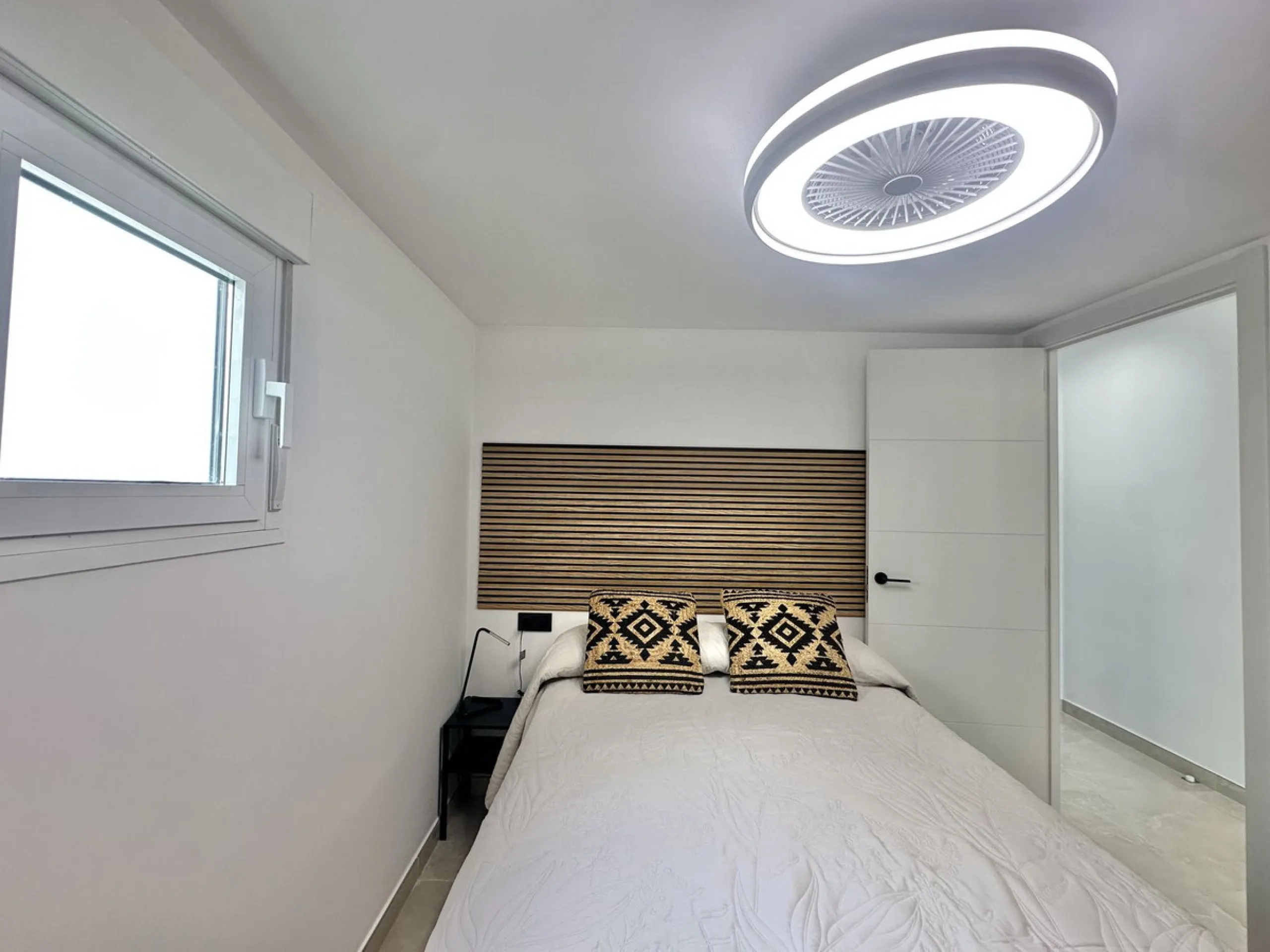 Apartment - Middle Floor Apartment в продаже в Mijas, Málaga. В доме 2 спален и 2 ванных комнат. Площадь дома 75 м²